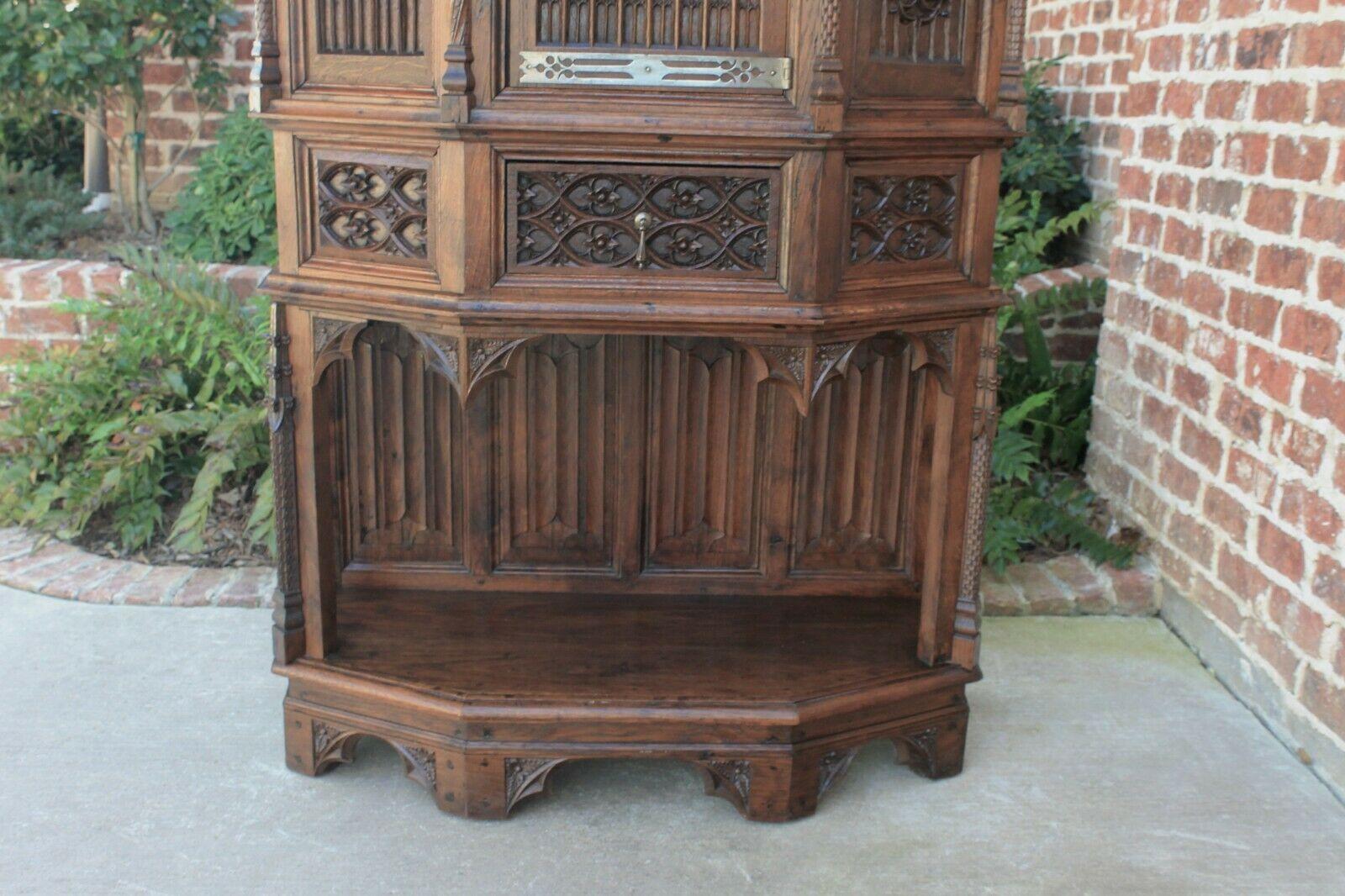 Antique French Gothic Sacristy Vestry Altar Wine Cabinet Bar Catholic Carved Oak In Good Condition For Sale In Tyler, TX