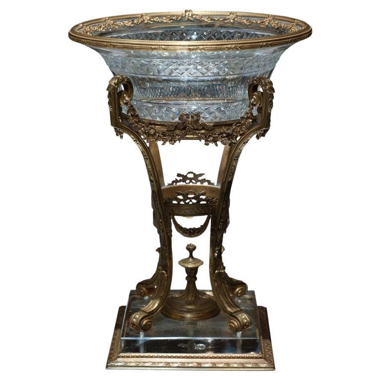 Compotier / bol français ancien en cristal grande taille avec base sur pied en bronze