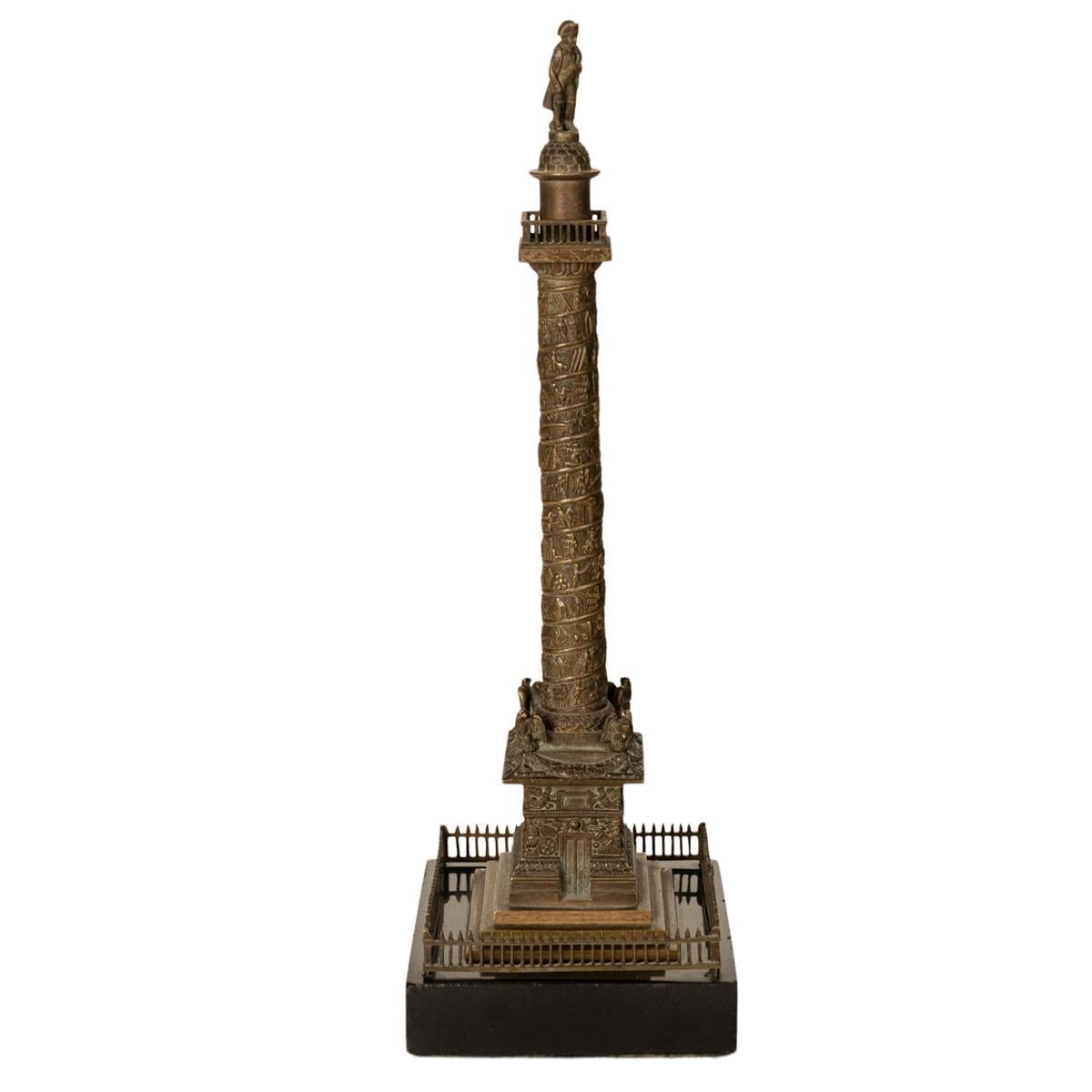 Francese Antique French Grand Tour Bronze Desk Statua Scultura Napoleone Colonna Vendome in vendita