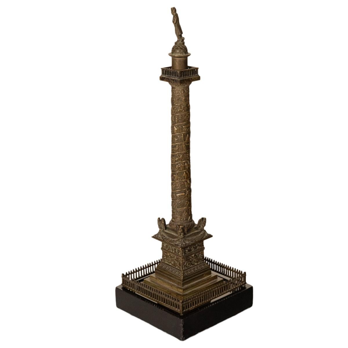 Antique French Grand Tour Bronze Desk Statua Scultura Napoleone Colonna Vendome in vendita 2