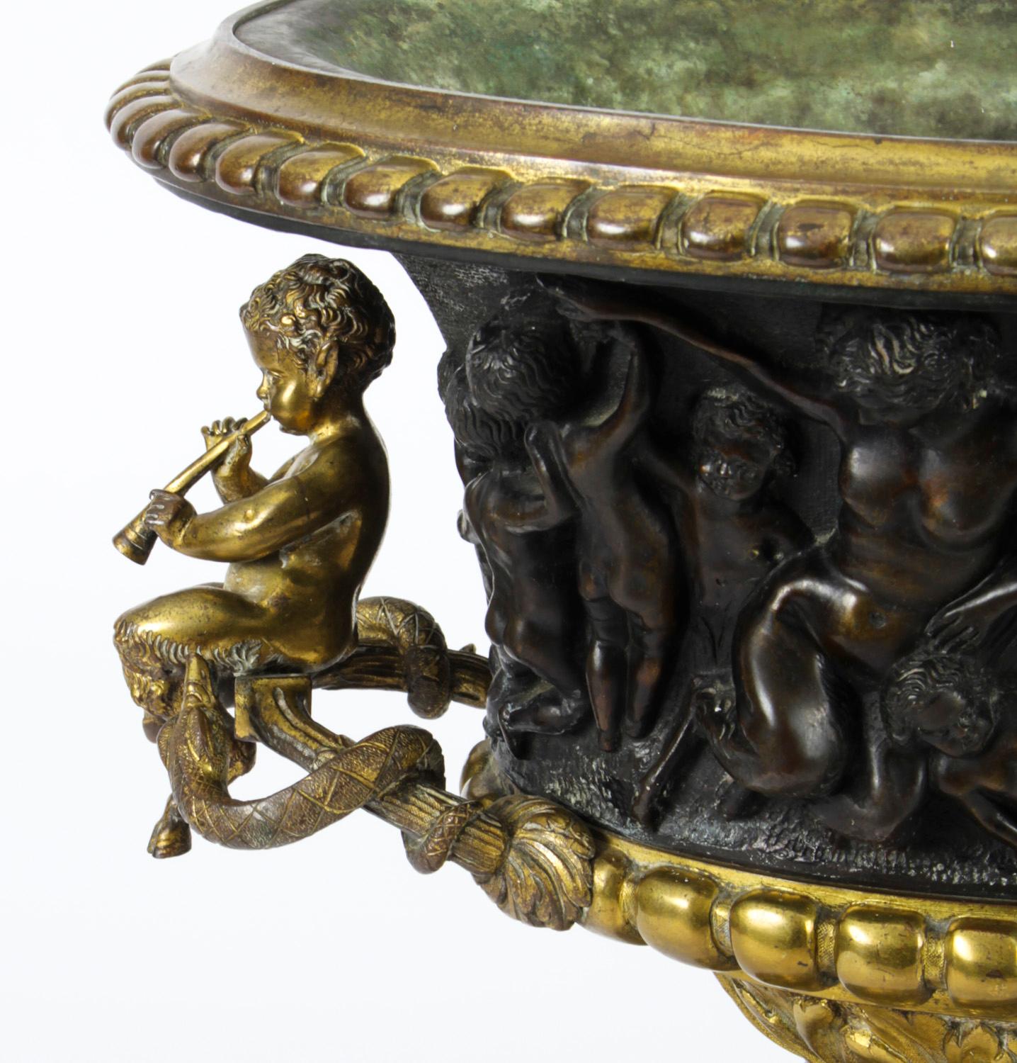 Bronze Ancienne jardinière française Grand Tour en bronze et bronze doré du 19ème siècle en vente