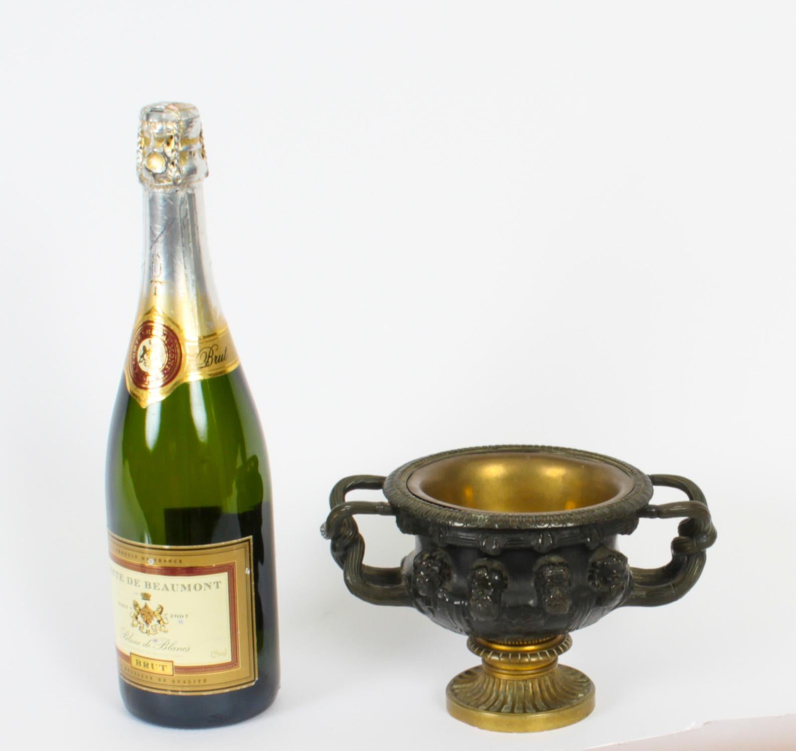 Ancienne urne française Grand Tour en bronze et bronze doré, 19ème siècle en vente 6