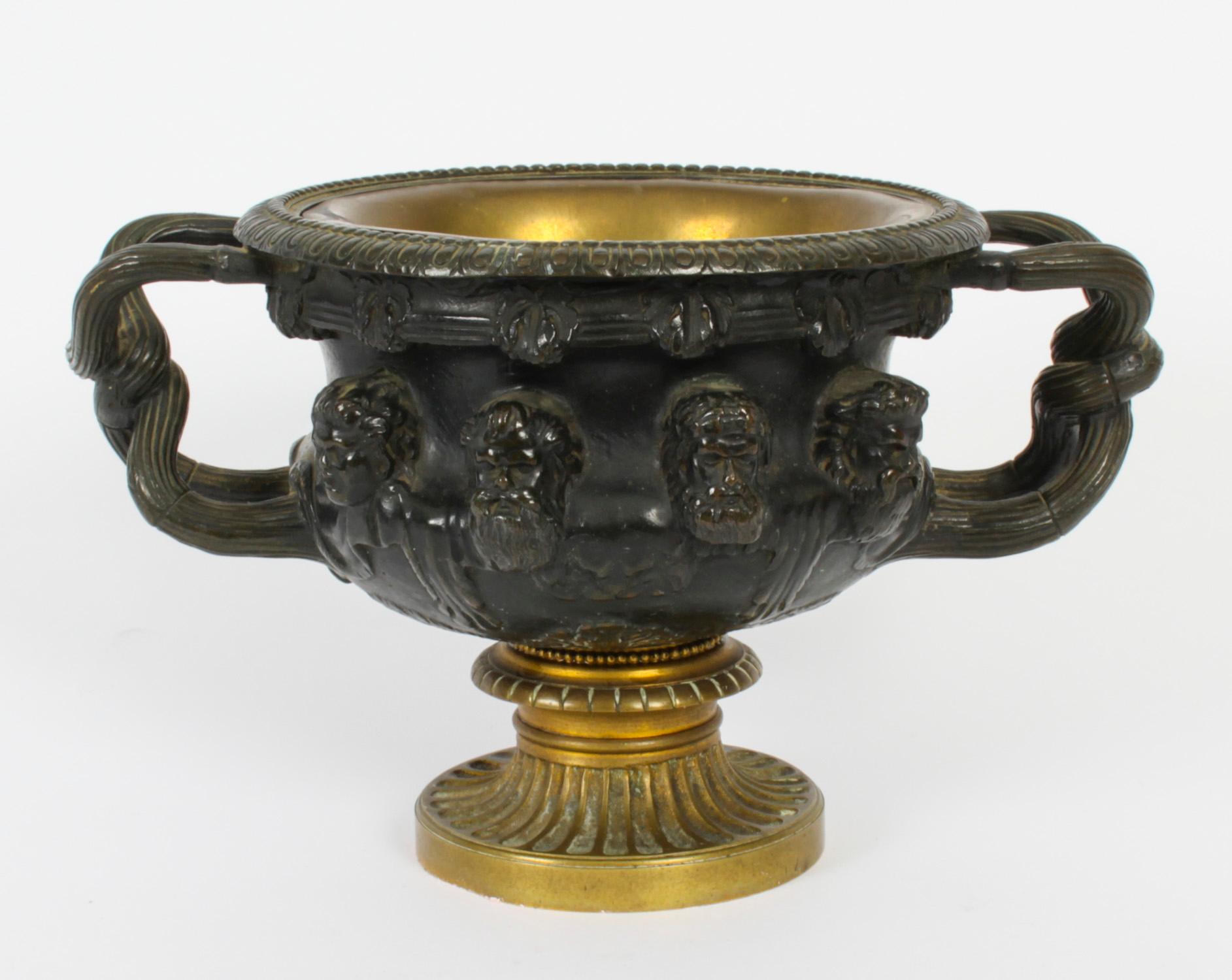 Antike französische Grand Tour-Urne aus Bronze und Goldbronze, 19. Jahrhundert im Angebot 2