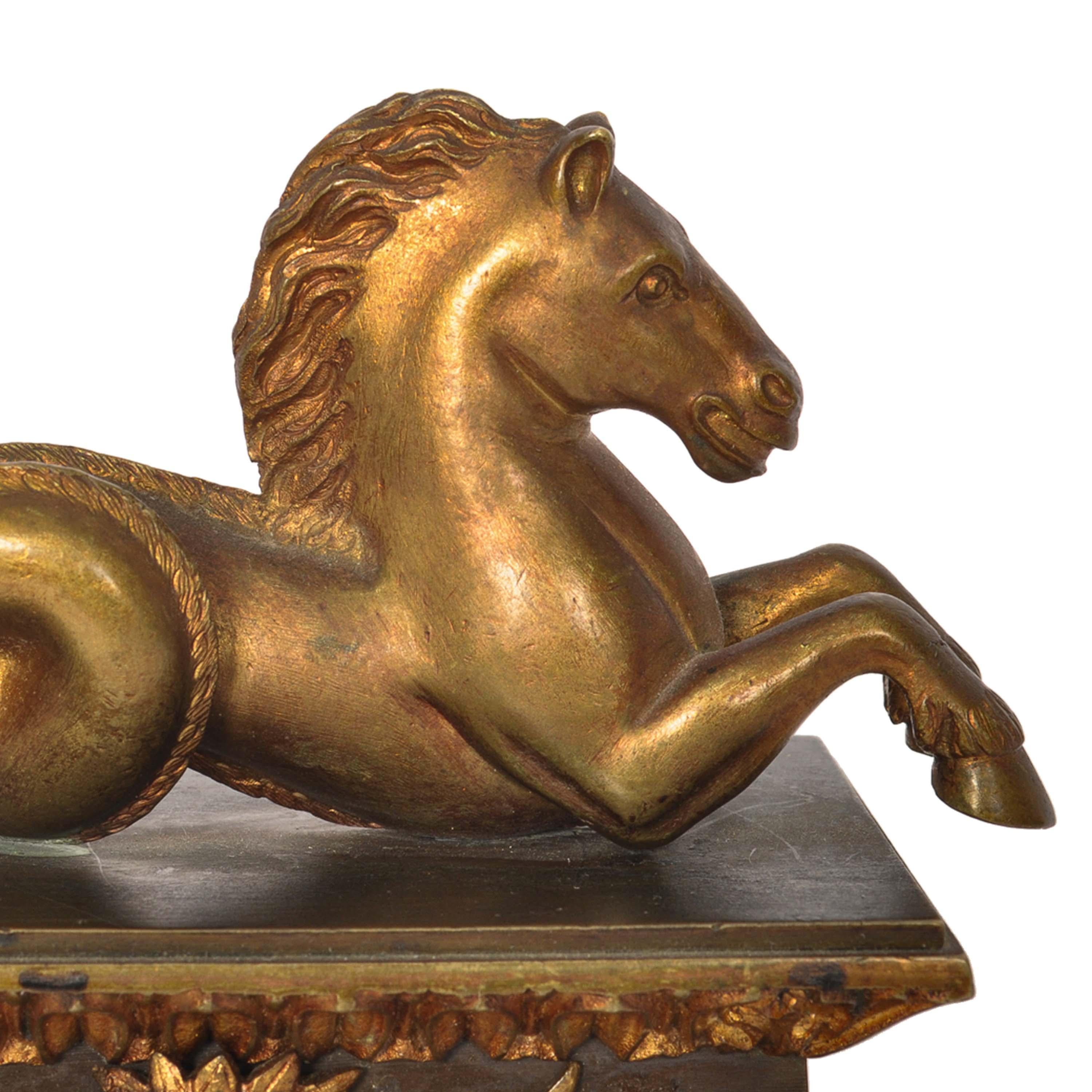 Antike französische Grand Tour Bronzestatue Hippocampus Seepferdchen-Schreibtischornament aus Bronze 1820 im Angebot 5