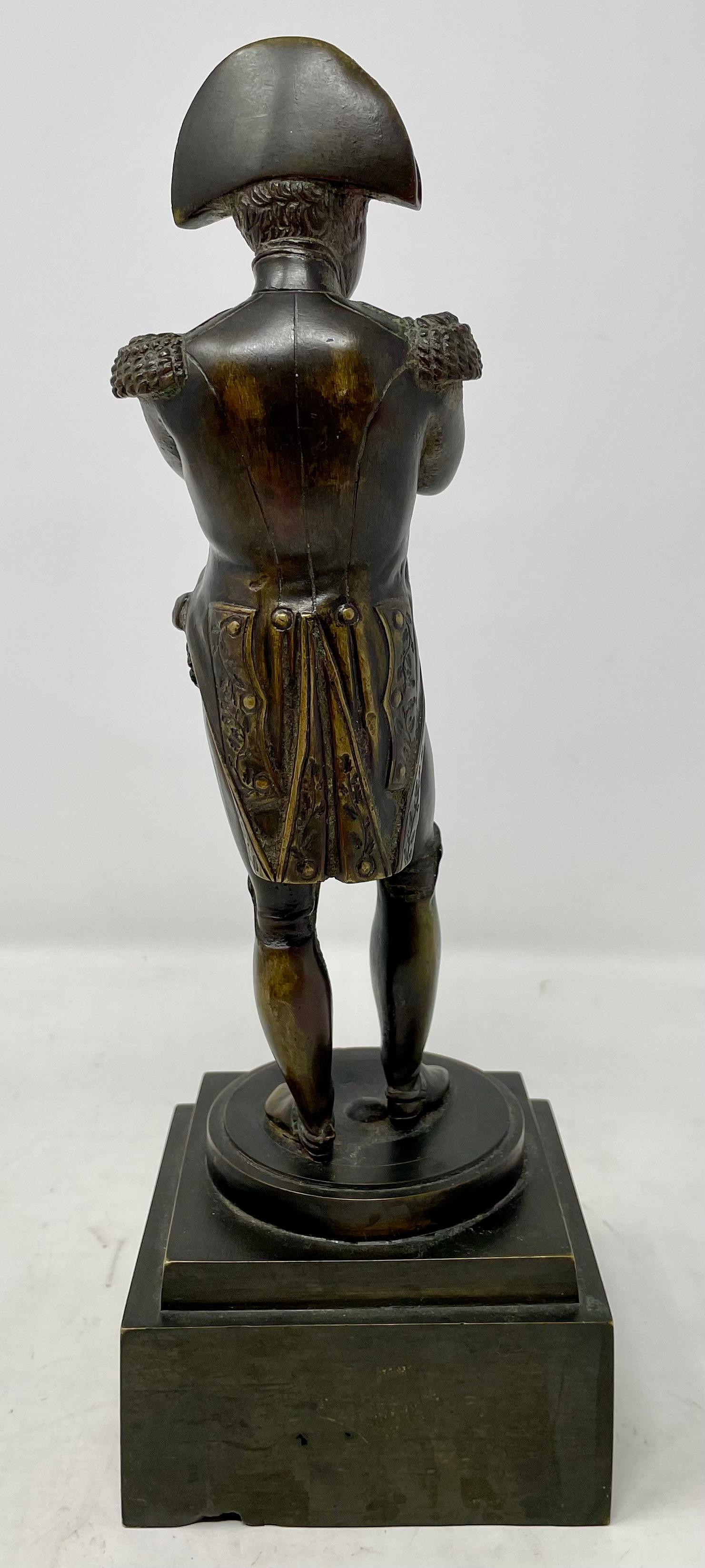 XIX secolo Antique French Grand Tour Statua in bronzo di Napoleone Bonaparte, 1890-1910 circa. in vendita
