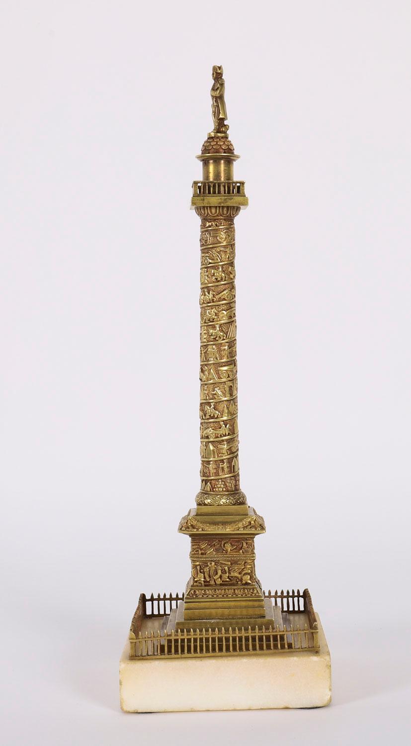 Antiquité française Grand Tour Modèle en bronze doré de la colonne Vendôme 19ème siècle en vente 3