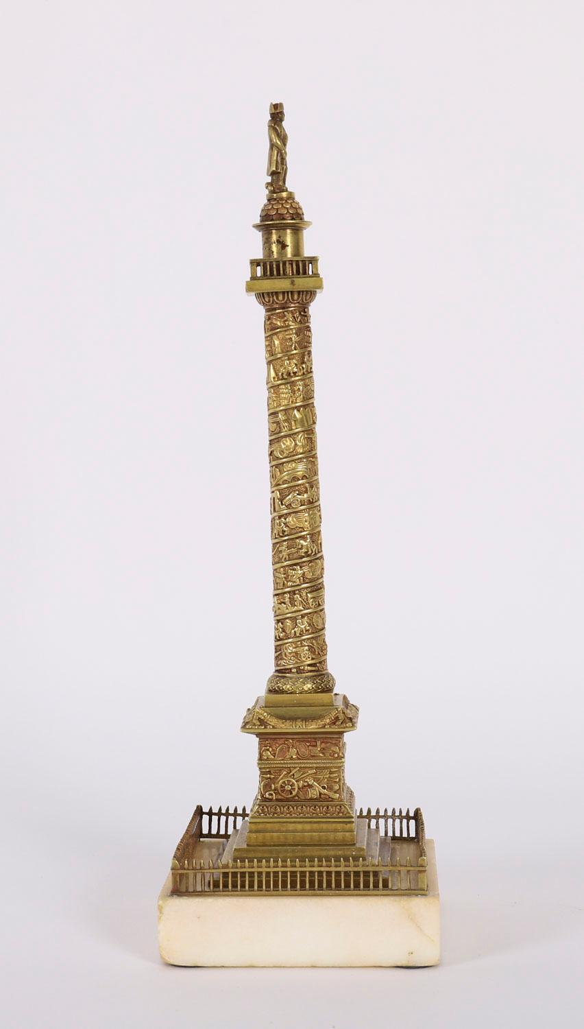 Antiquité française Grand Tour Modèle en bronze doré de la colonne Vendôme 19ème siècle en vente 1