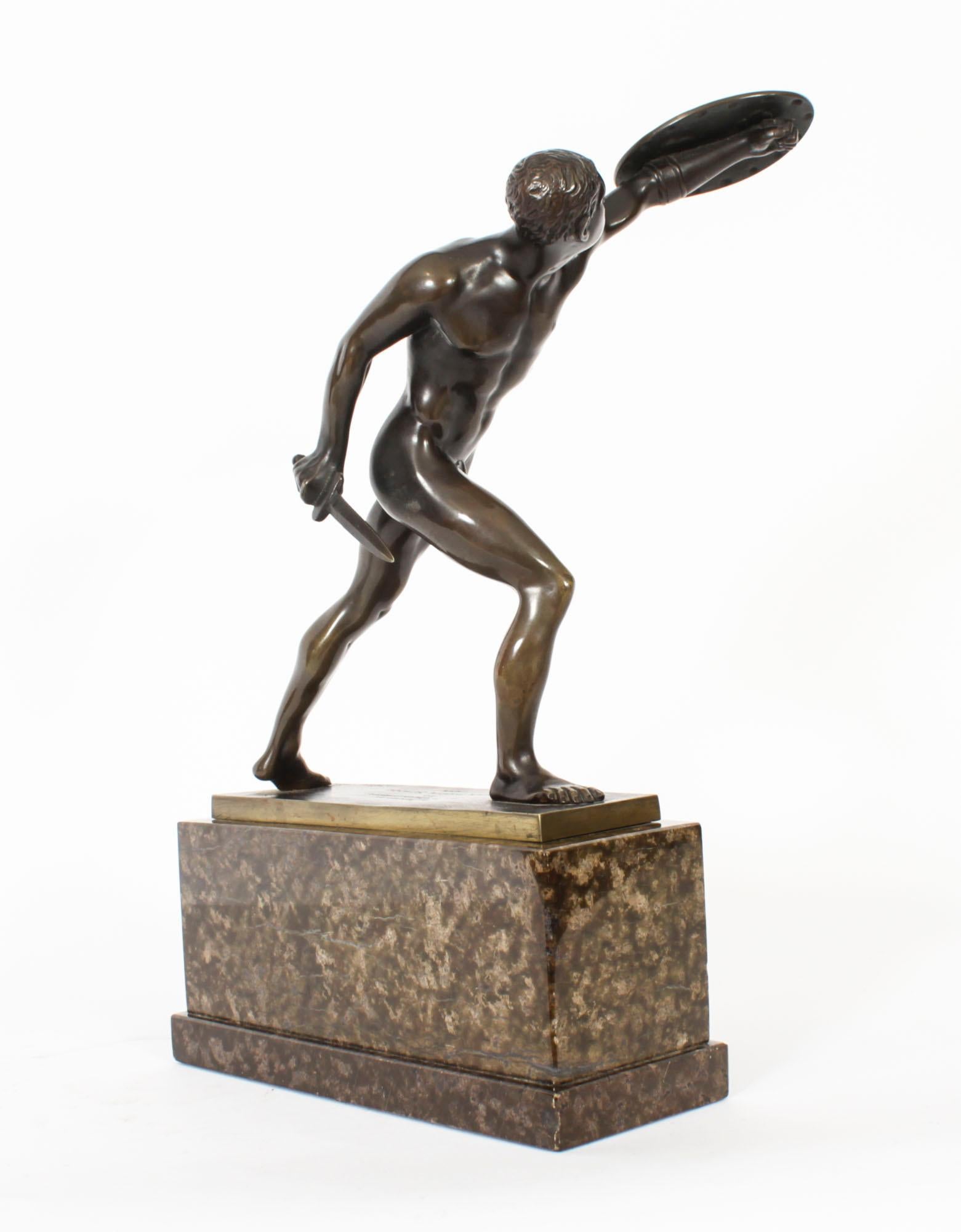 Modèle ancien de gladiateur Borghese en bronze doré du Grand Tour français en vente 3