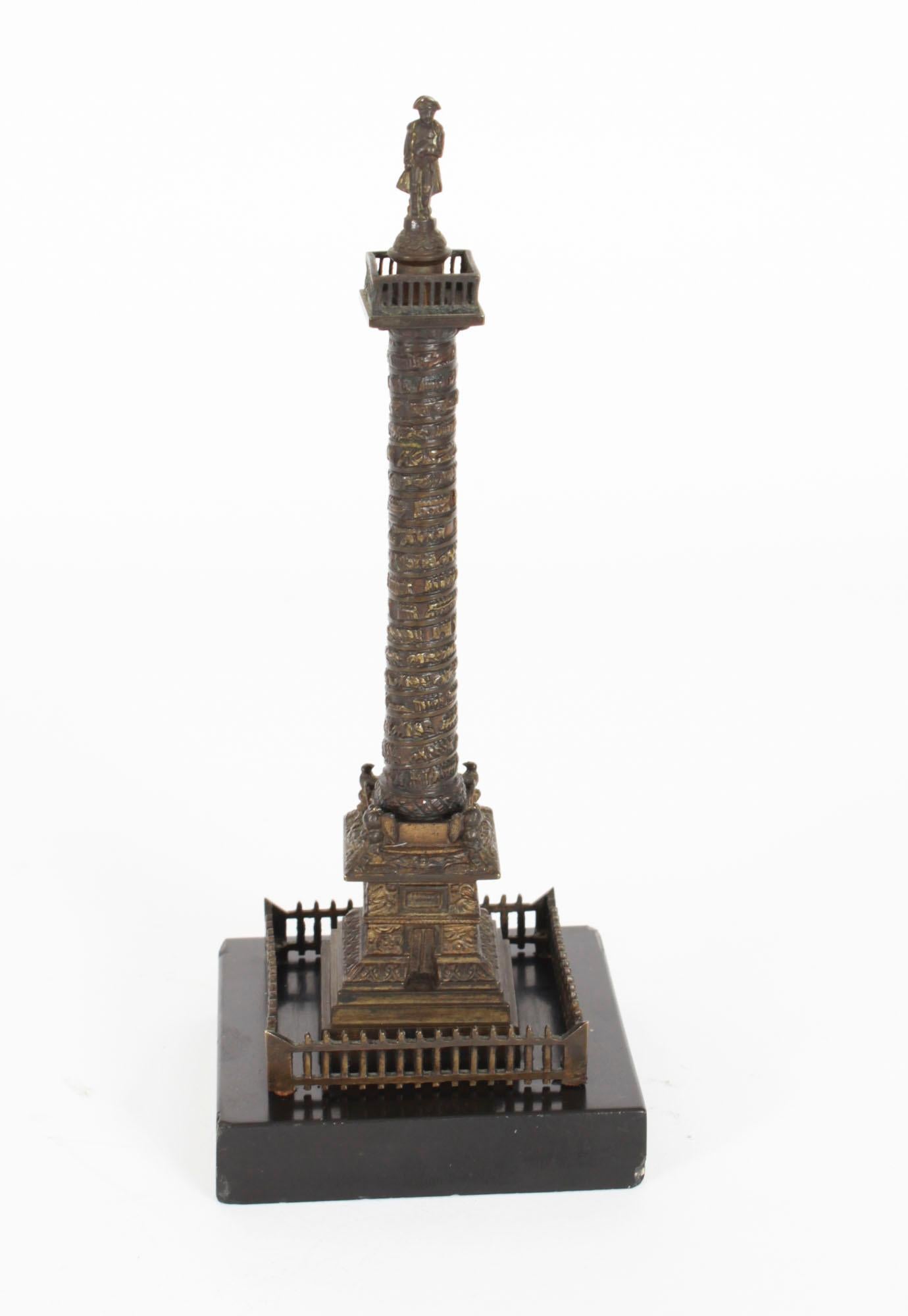 Antique French Grand Tour Ormolu Bronze Model of Vendome Column del XIX secolo In condizioni buone in vendita a London, GB