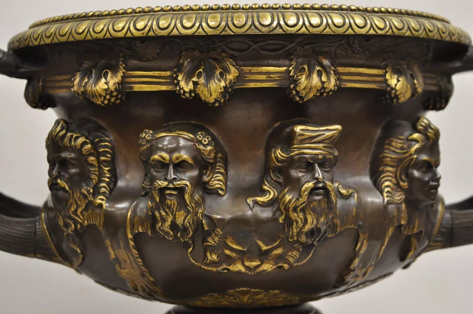 Sconosciuto Antique French Grand Tour Patinated Bronze Barbedienne Paris Warwick Vase in vendita