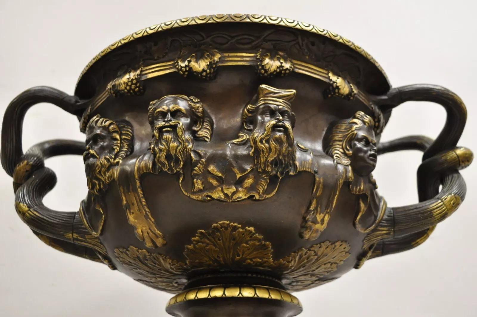 XIX secolo Antique French Grand Tour Patinated Bronze Barbedienne Paris Warwick Vase in vendita