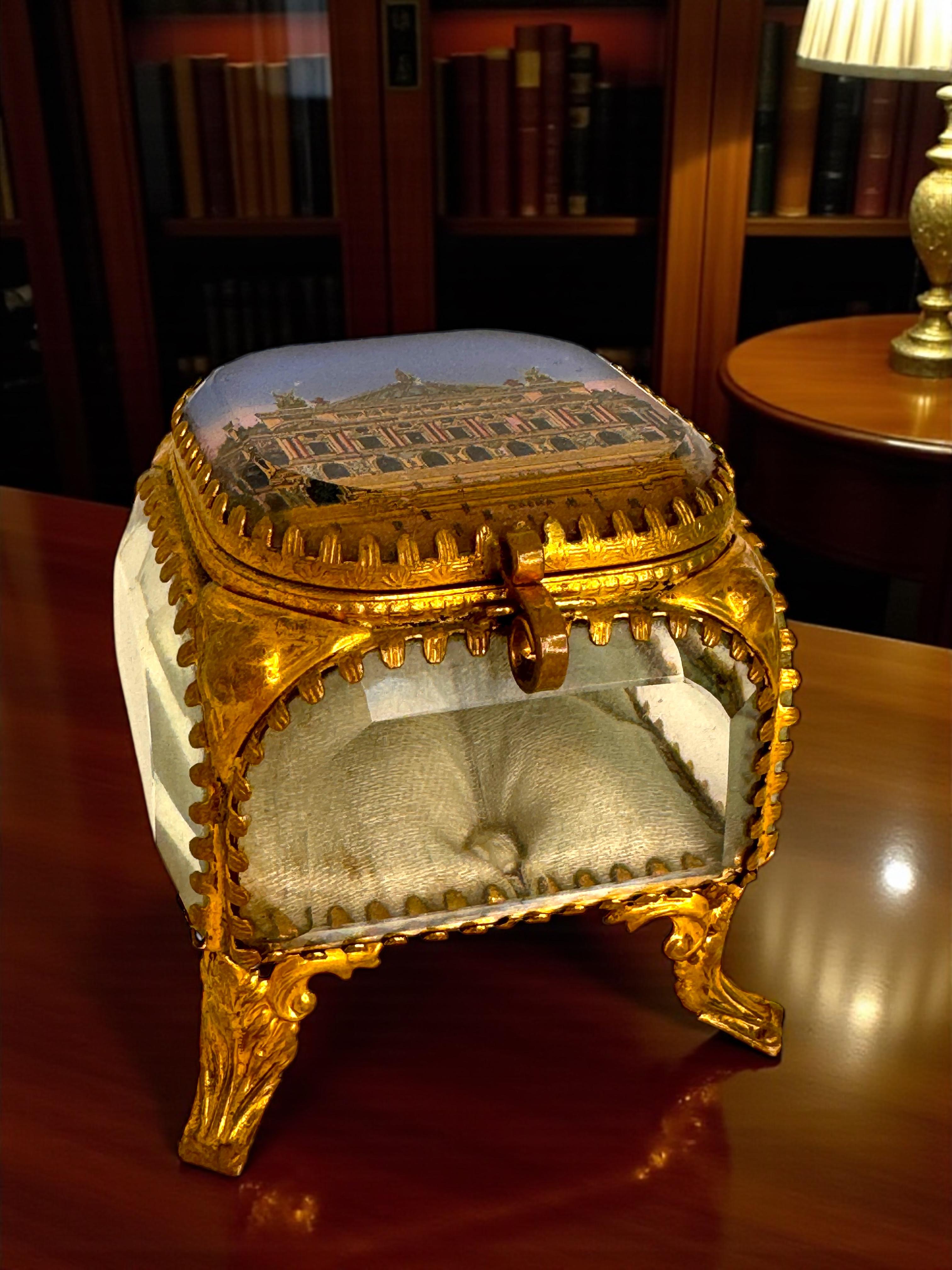 Antique French Grand Tour Souvenir Casket, Beveled Glass & Eglomise of Opera en vente 3