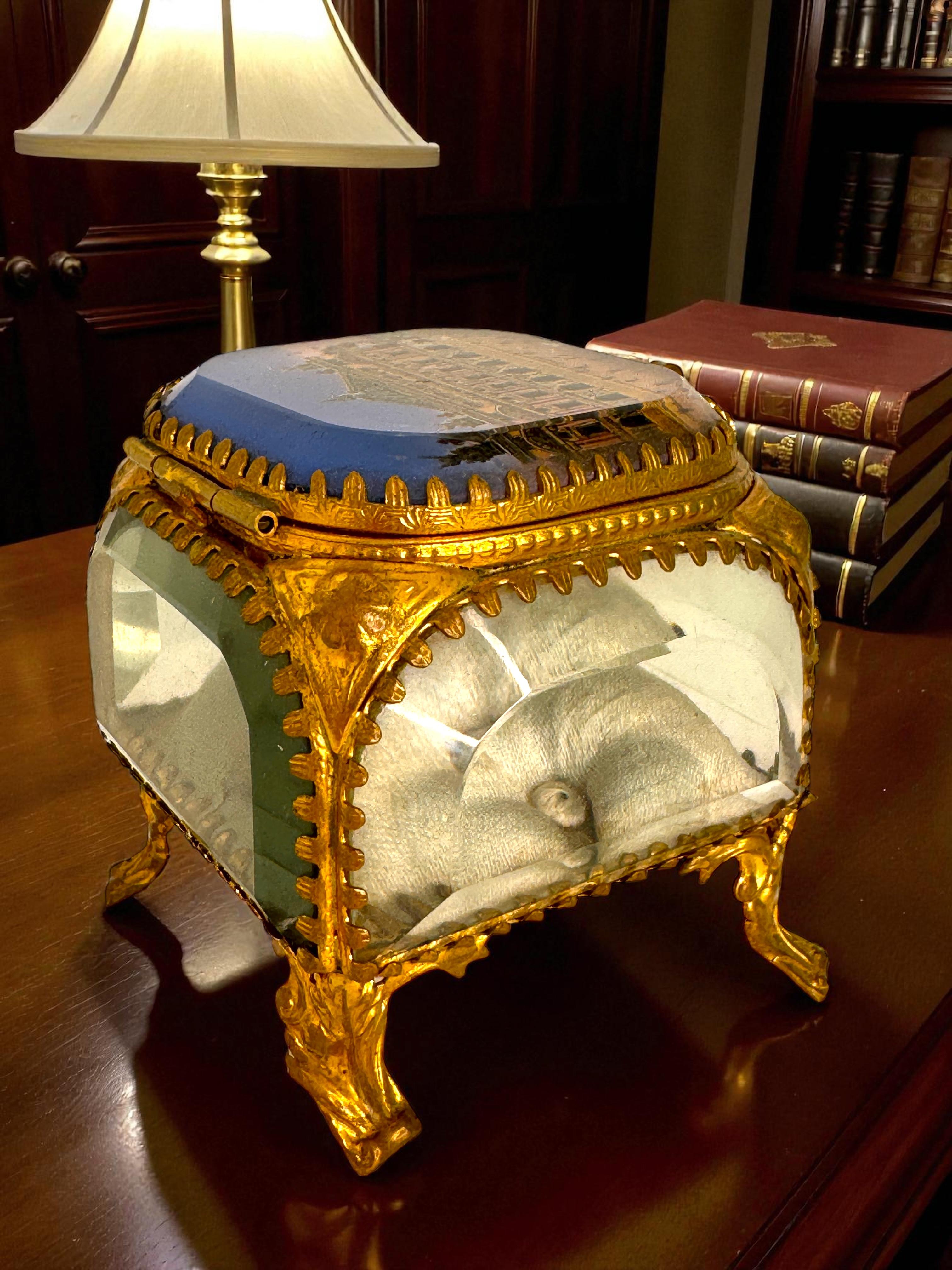 Antique French Grand Tour Souvenir Casket, Beveled Glass & Eglomise of Opera en vente 9