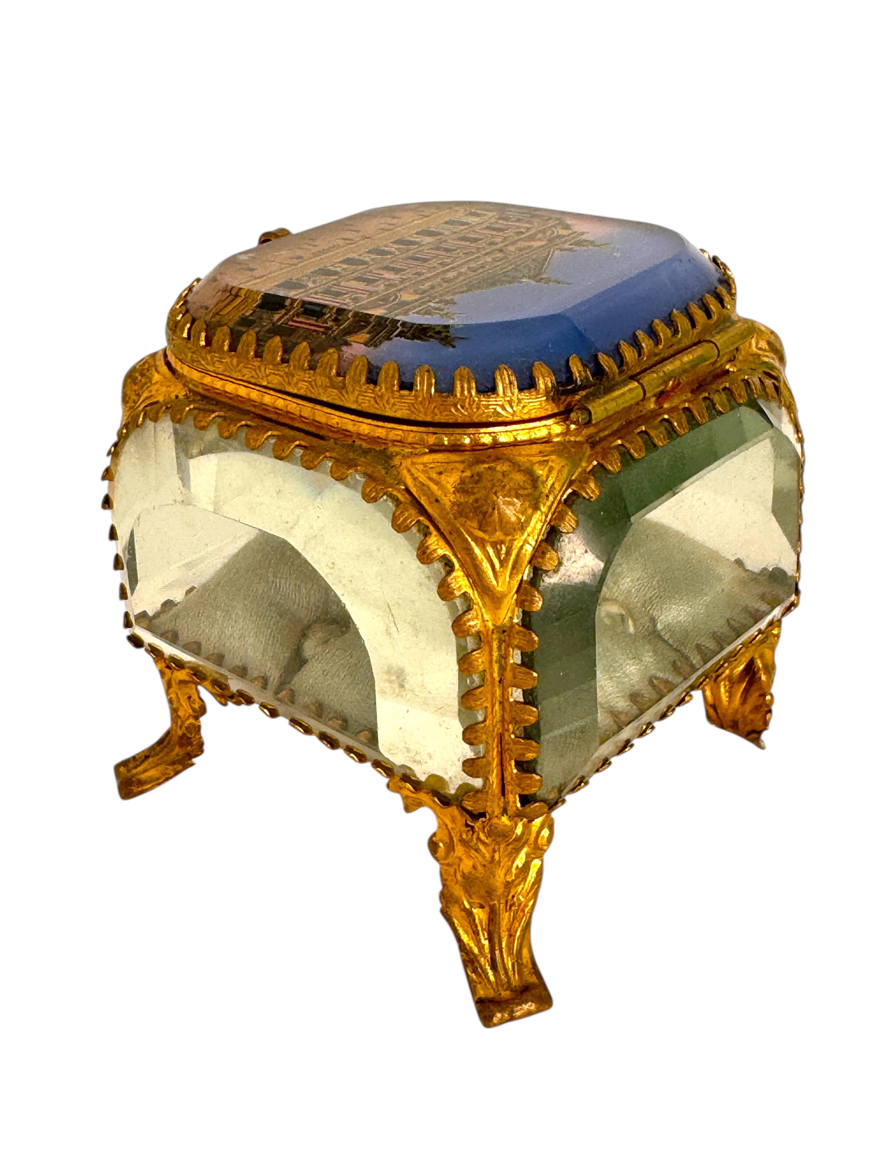 Français Antique French Grand Tour Souvenir Casket, Beveled Glass & Eglomise of Opera en vente