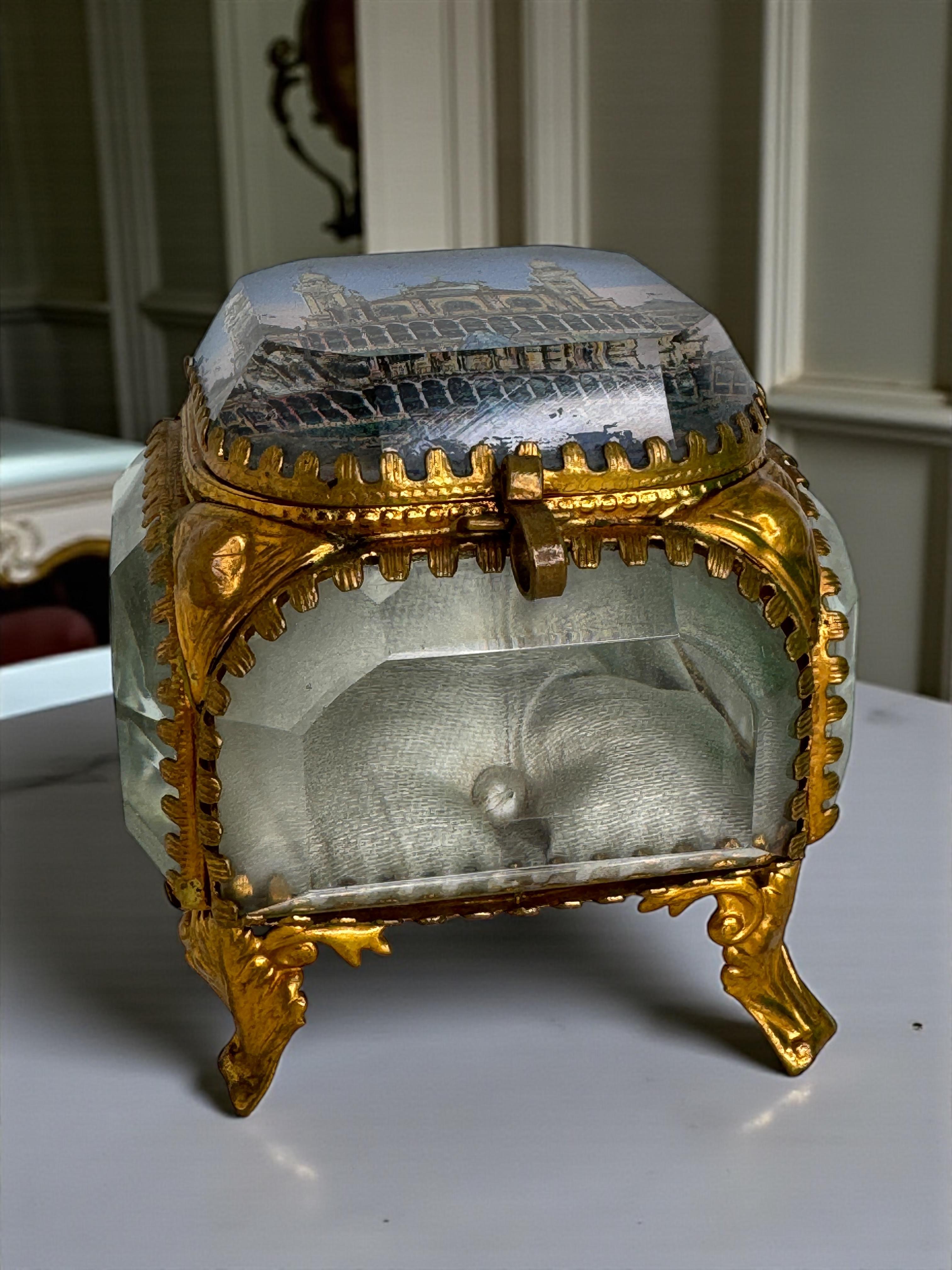 Antique French Grand Tour Souvenir Casket, Beveled Glass & Eglomise of Trocadero en vente 3