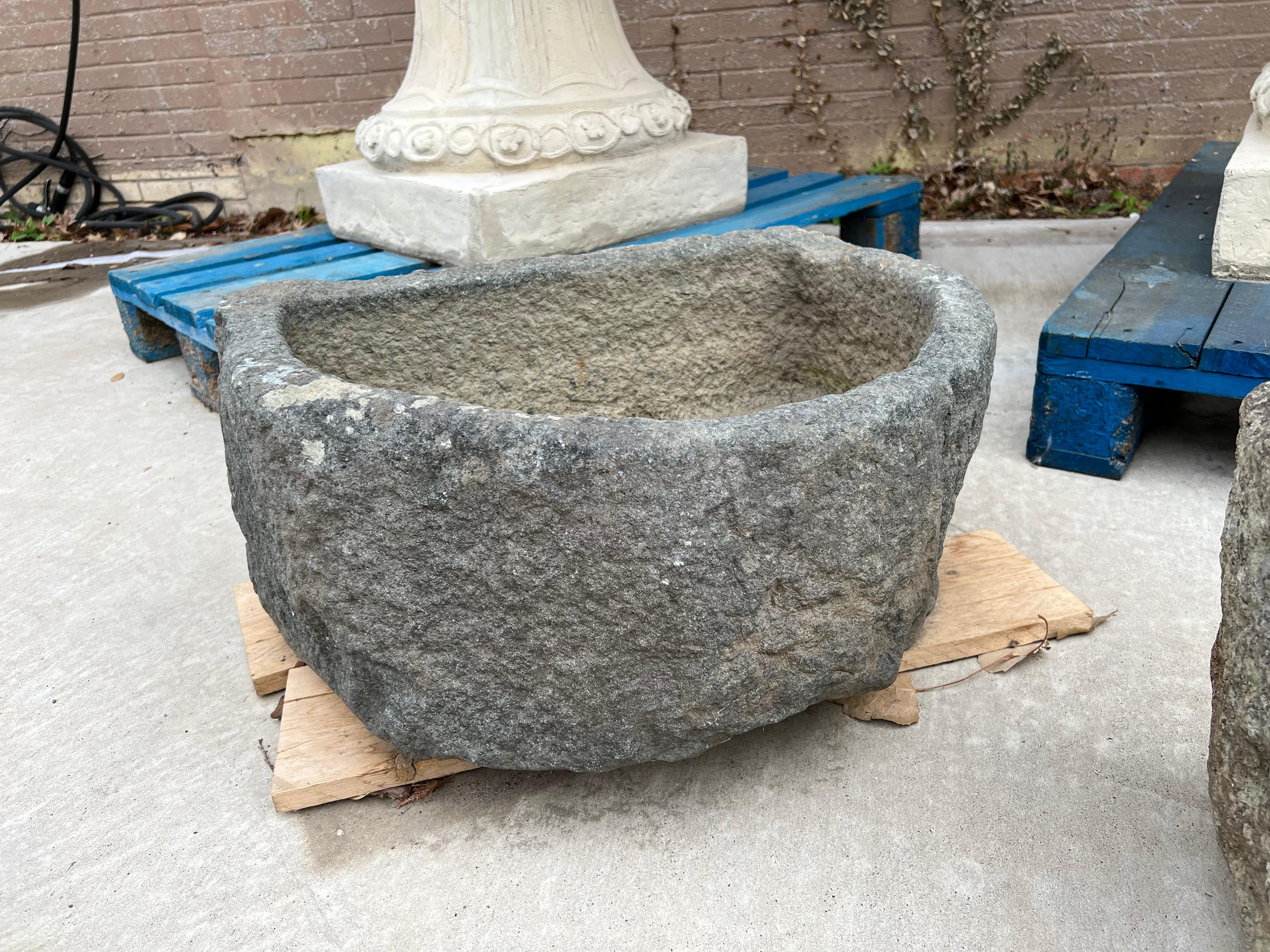 Antique French Granite Demi Lune Trough or Sink from Normandy, 19th Century 4