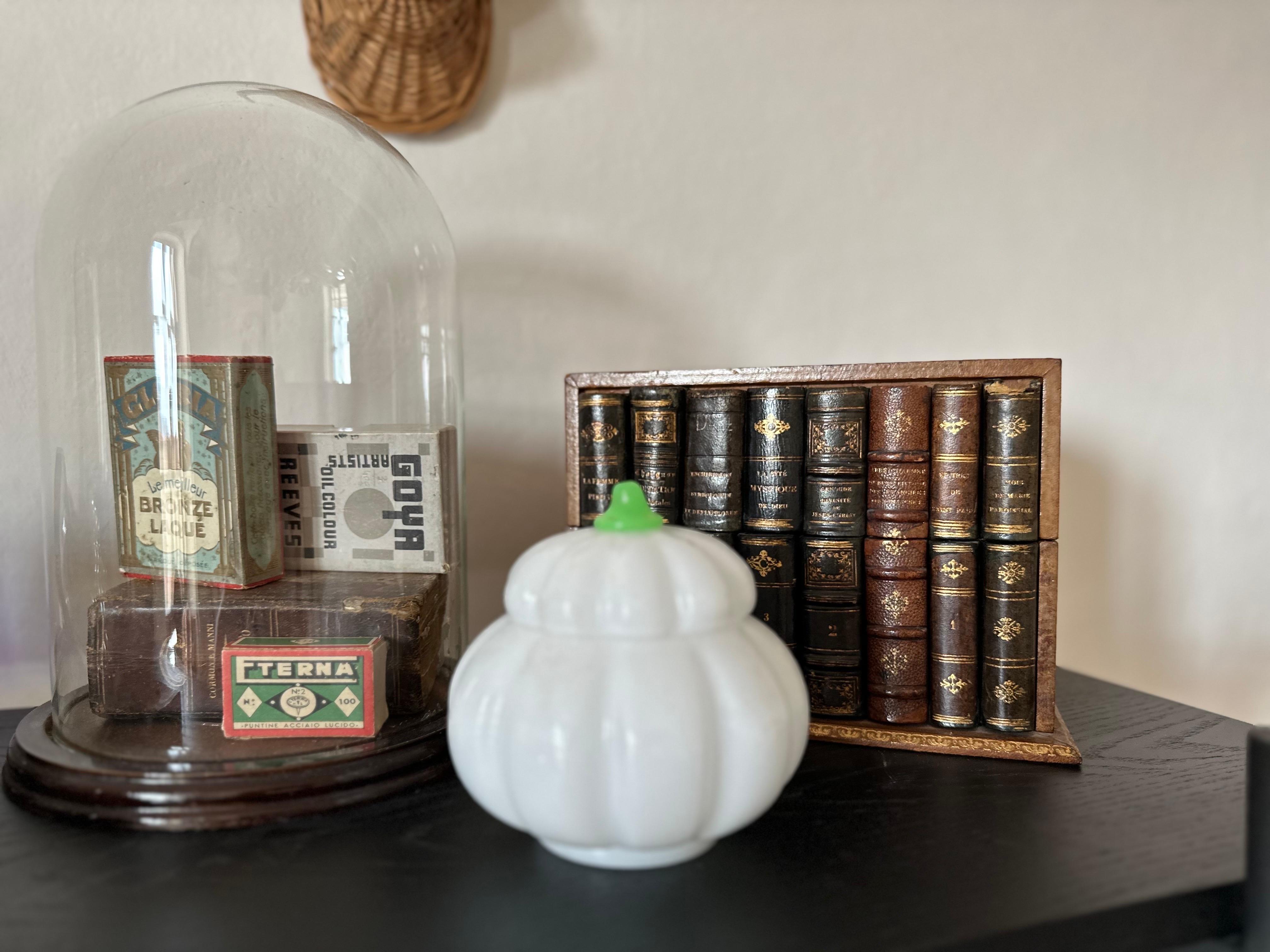 Ancien coffret à citrouille en verre opalin vert et blanc - époque Charles X en vente 5