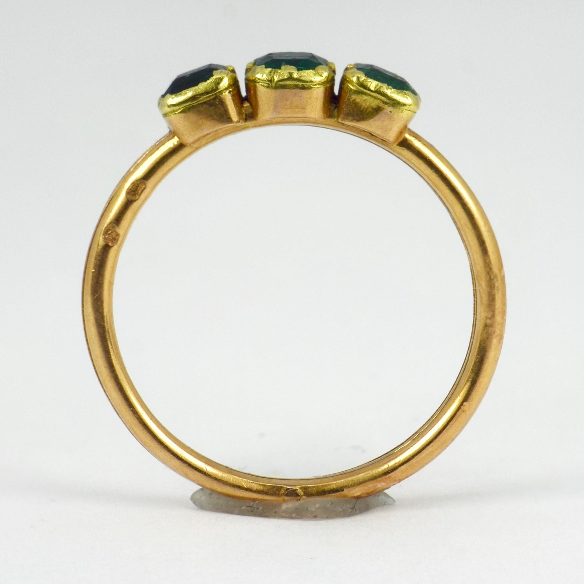 Antique French Green Emerald Yellow Gold Trinity Gimmel Fede Ring 3