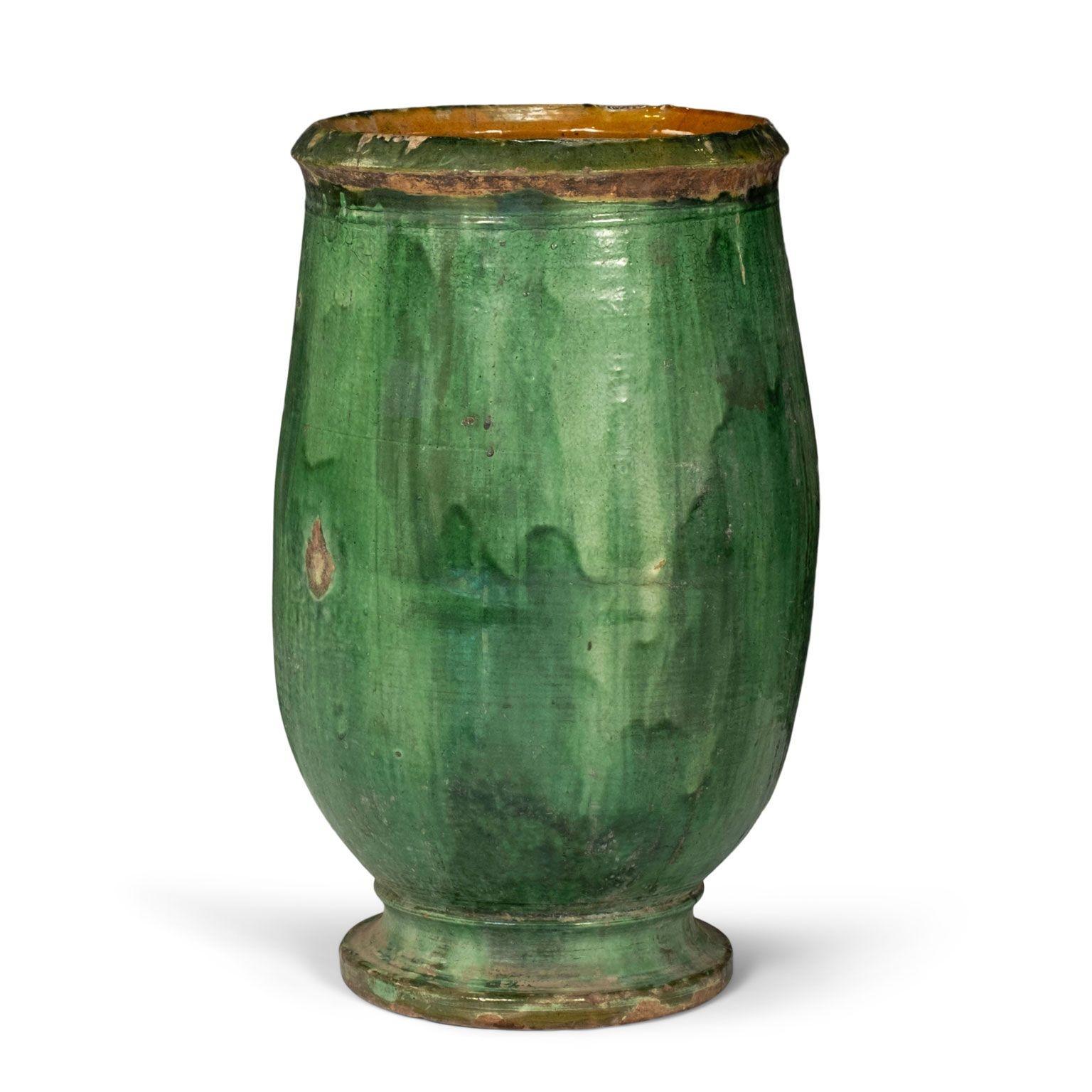 Antique French Greene & Greene, vaso di olivette smaltato In condizioni buone in vendita a Houston, TX