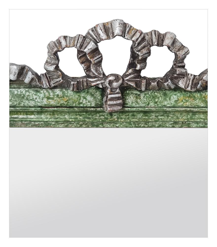 Antique French Green patinated Color Mirror. Silvered Wood Node, Louis XVI Style In Good Condition For Sale In Paris, FR