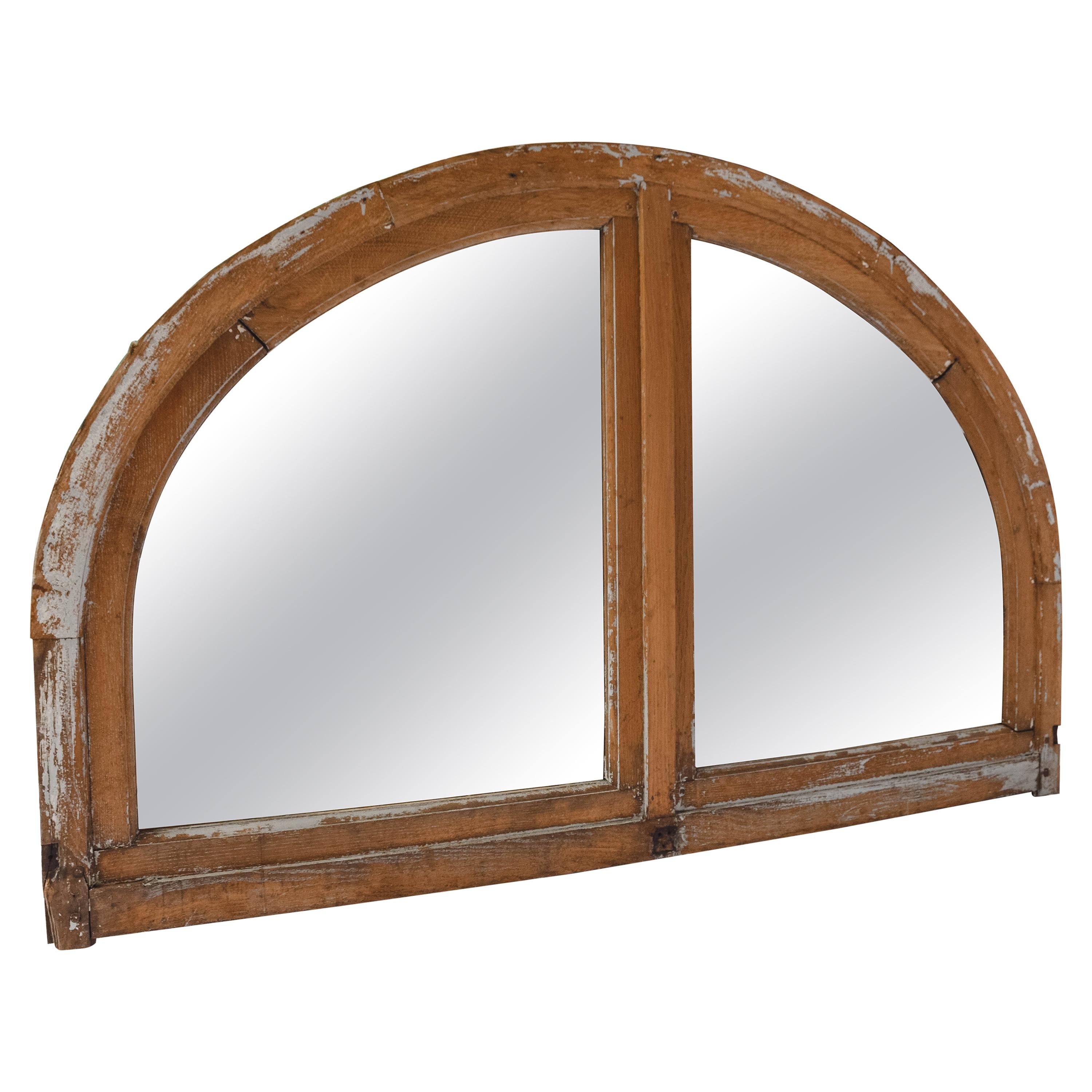Antiker französischer halbrunder Fensterkasten/Spiegel
