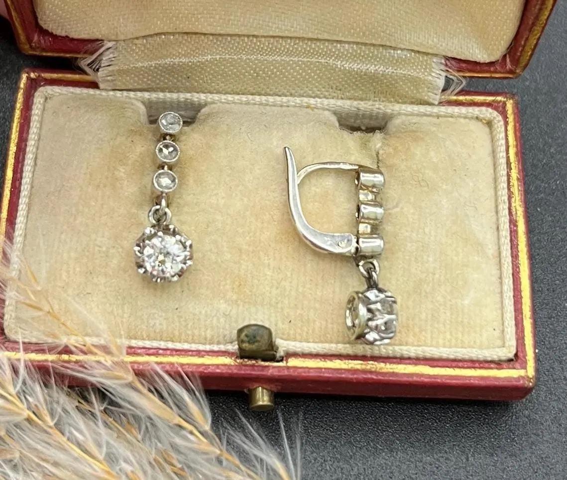Antique French gestempelt 18ct White Gold Diamond Drop Ohrringe CIRCA 1920 im Angebot 4