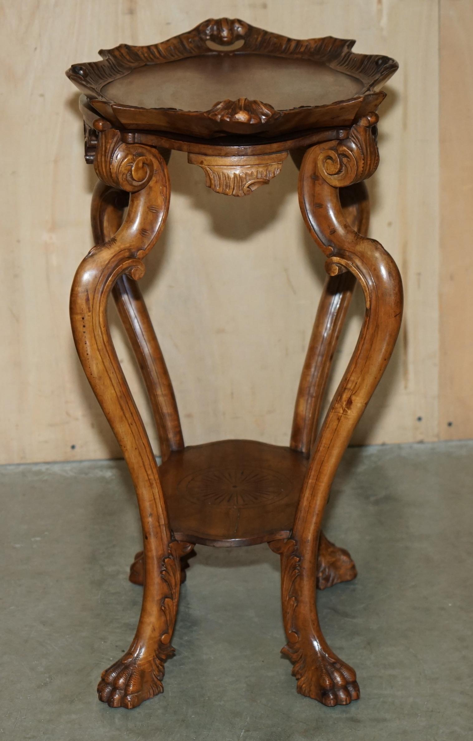TABLE ANTiQUE FRANÇAISE CARCTIONNÉE À LA MAIN EN SOIE AUTHENTIQUE AVEC TRAY DE ServiTION TRAY amovible en vente 8