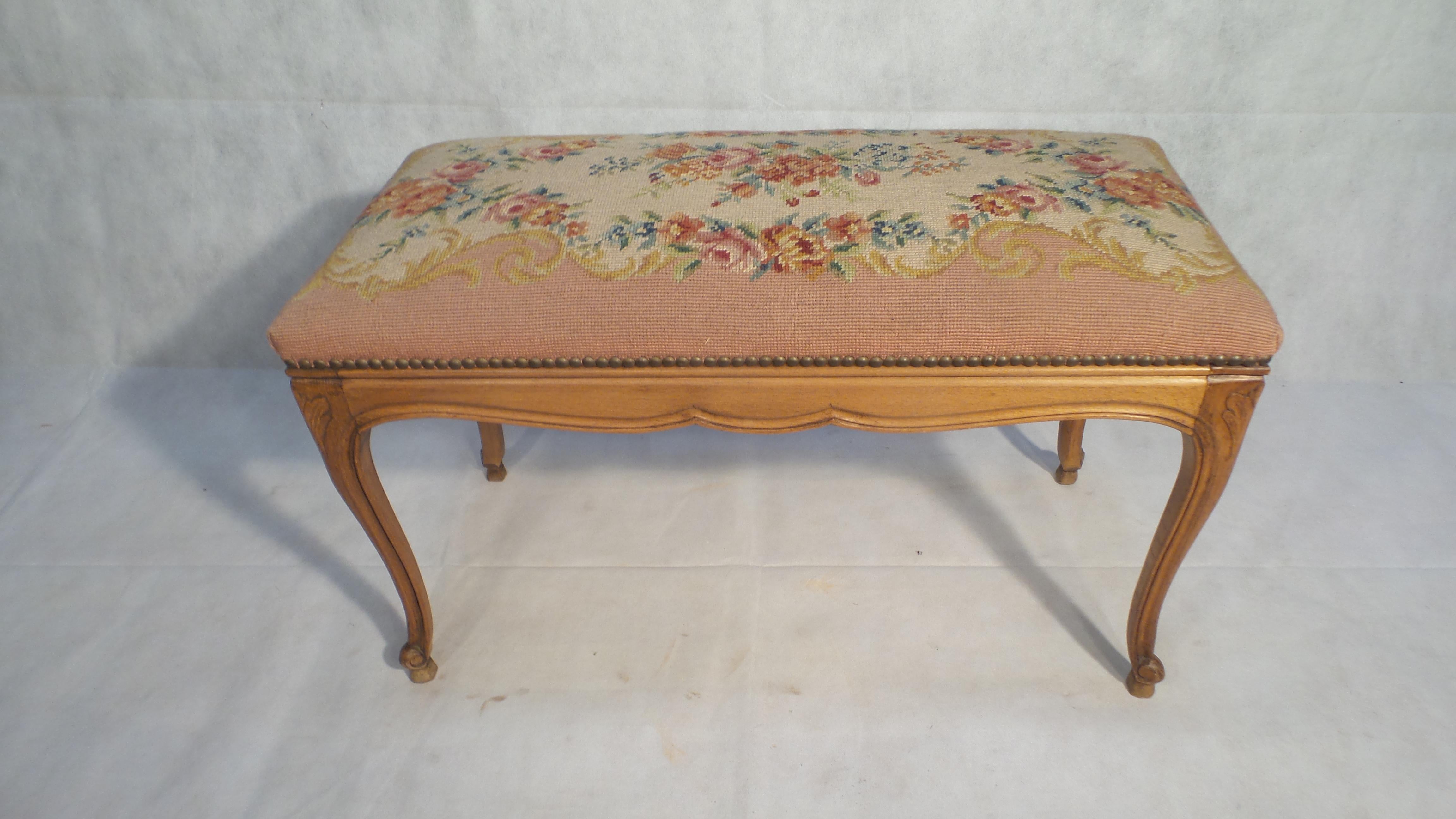 Antique French Handmade Tapestry Footstool in Petit Point In Good Condition For Sale In Blackpool, Lancashire