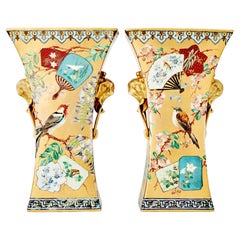 Vases décoratifs français anciens peints à la main au design d'inspiration japonaise