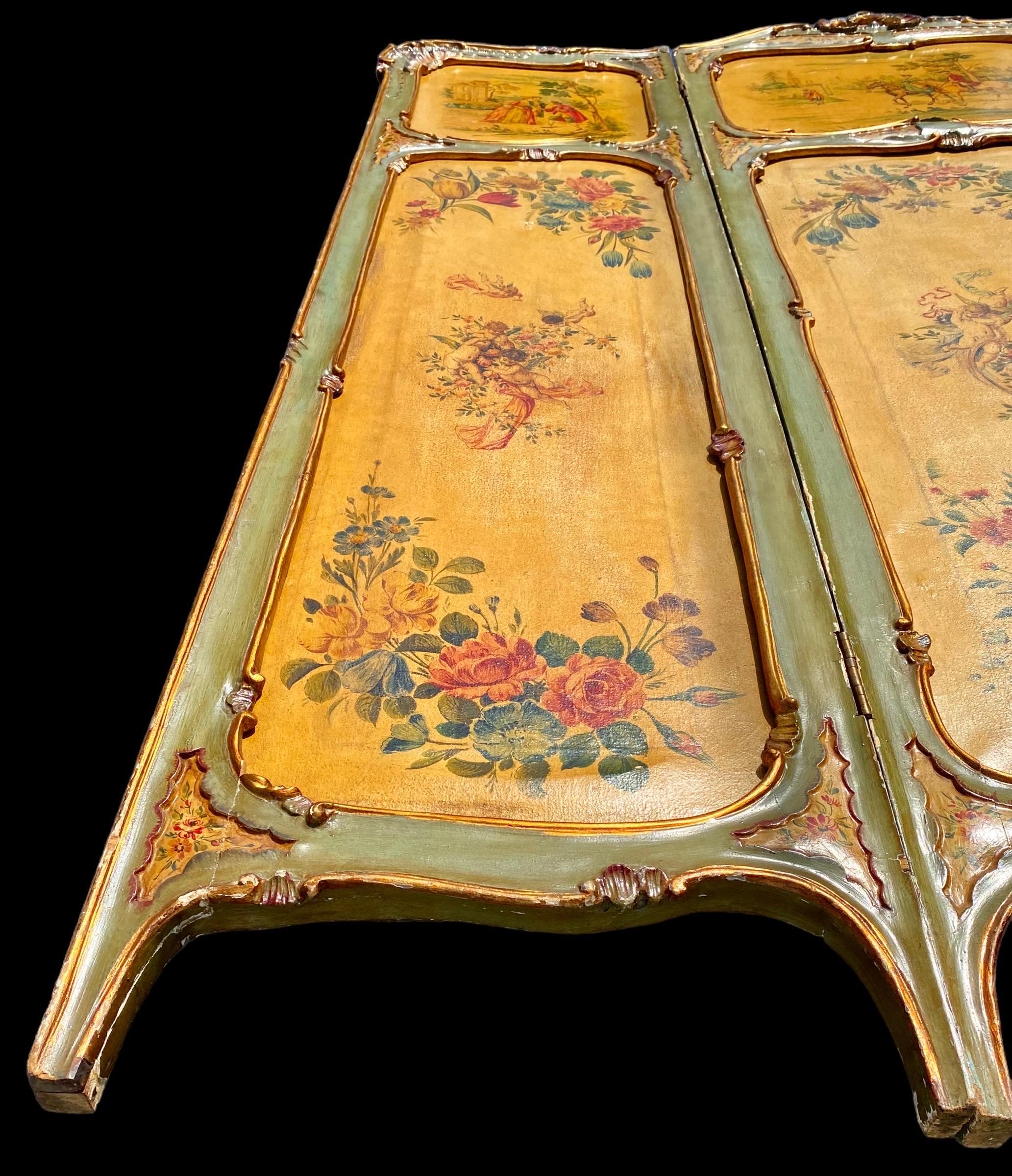 Antike Französisch Hand gemalt drei Panel Dressing Bildschirm (Handgeschnitzt) im Angebot