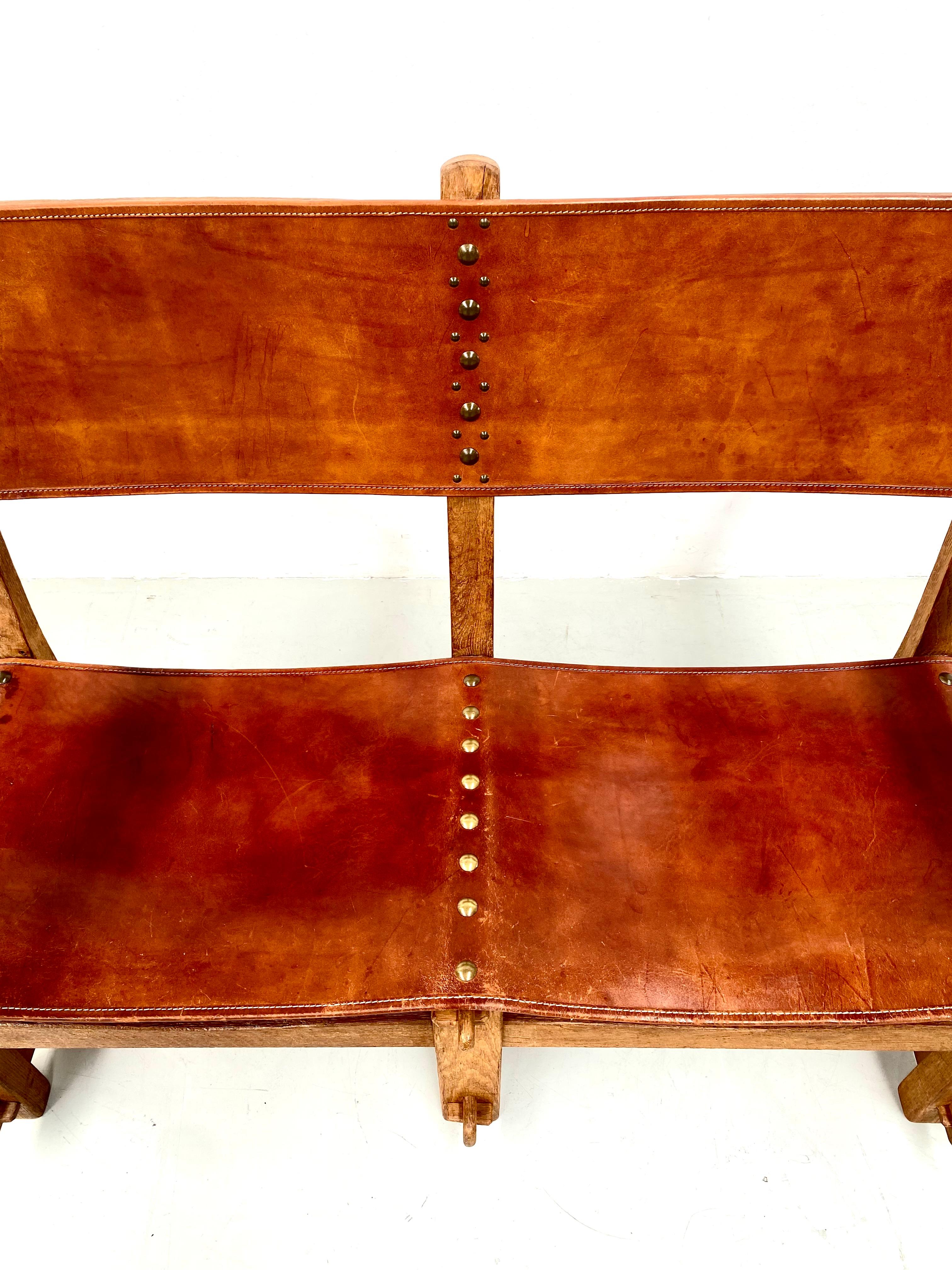 Antique French Handmade Brutalist Oak & Cognac Leather Castle Bench, 1920s For Sale 8