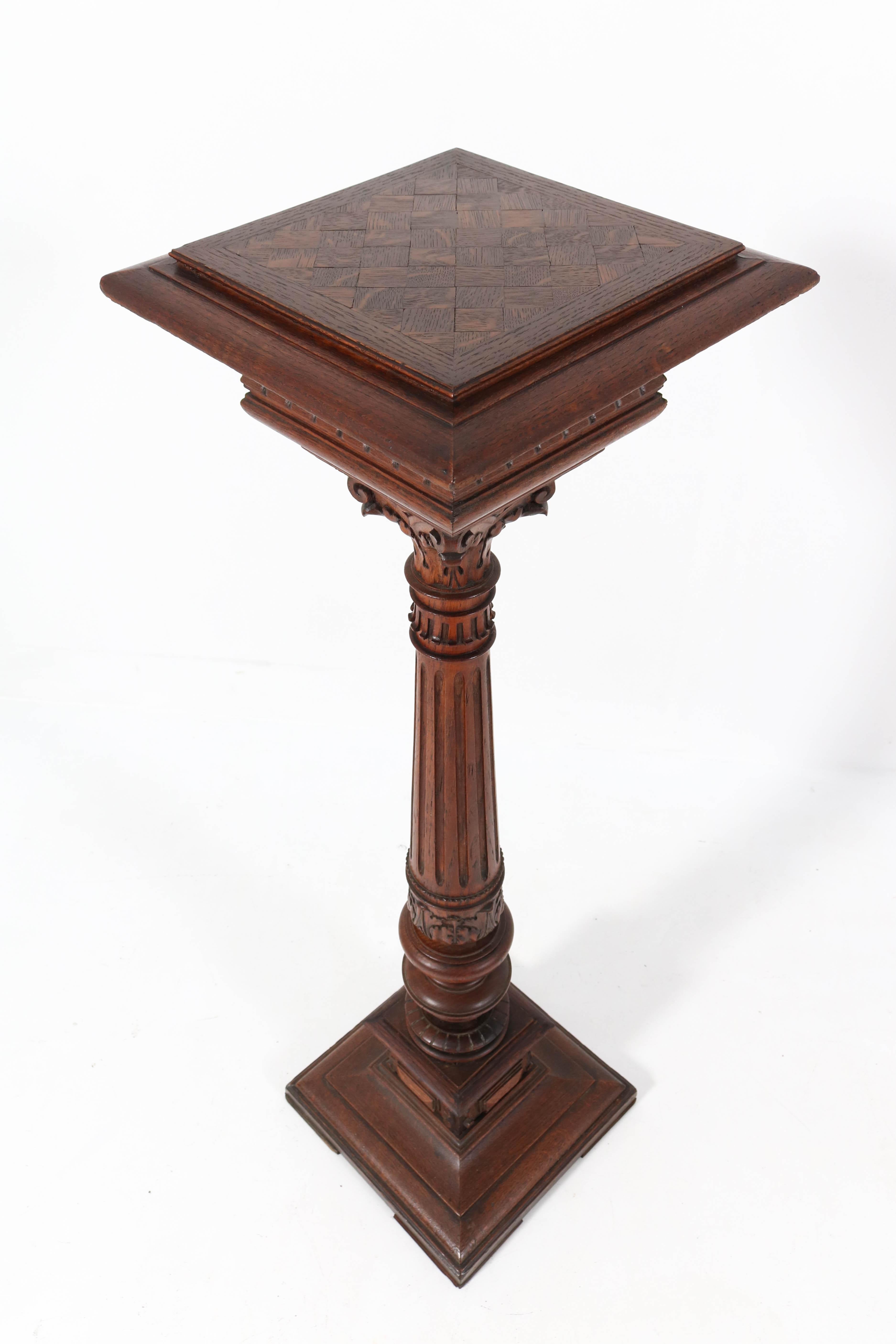 Hand-Carved Antique French Henri II Oak Carved Pedestal Table, 1900s For Sale