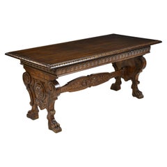 Ancienne table de bibliothèque/bureau française de style Henri II/Renaissance en noyer sculpté