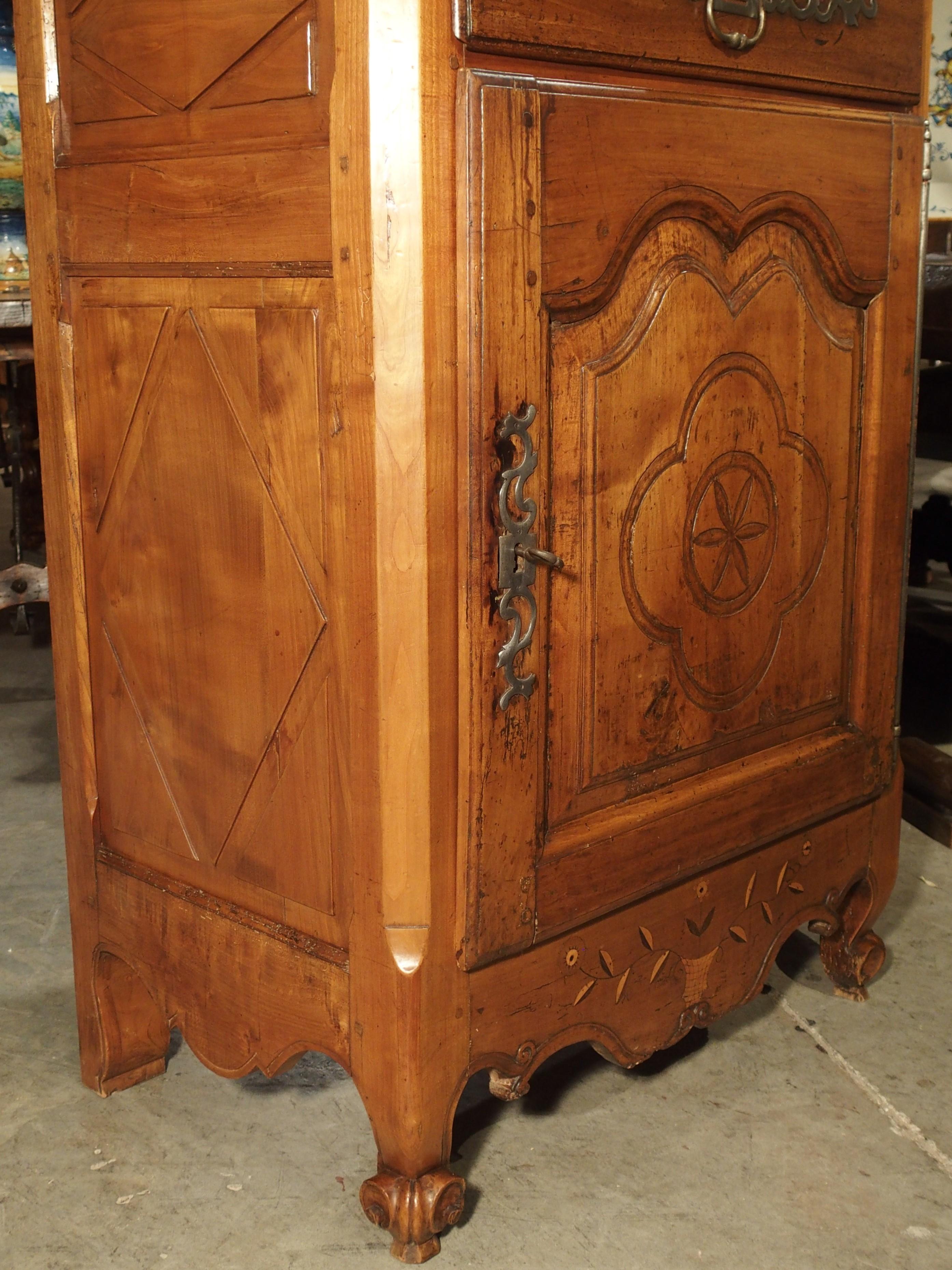 Antique French Homme Debout Cabinet in Carved Cherrywood, 19th Century 6