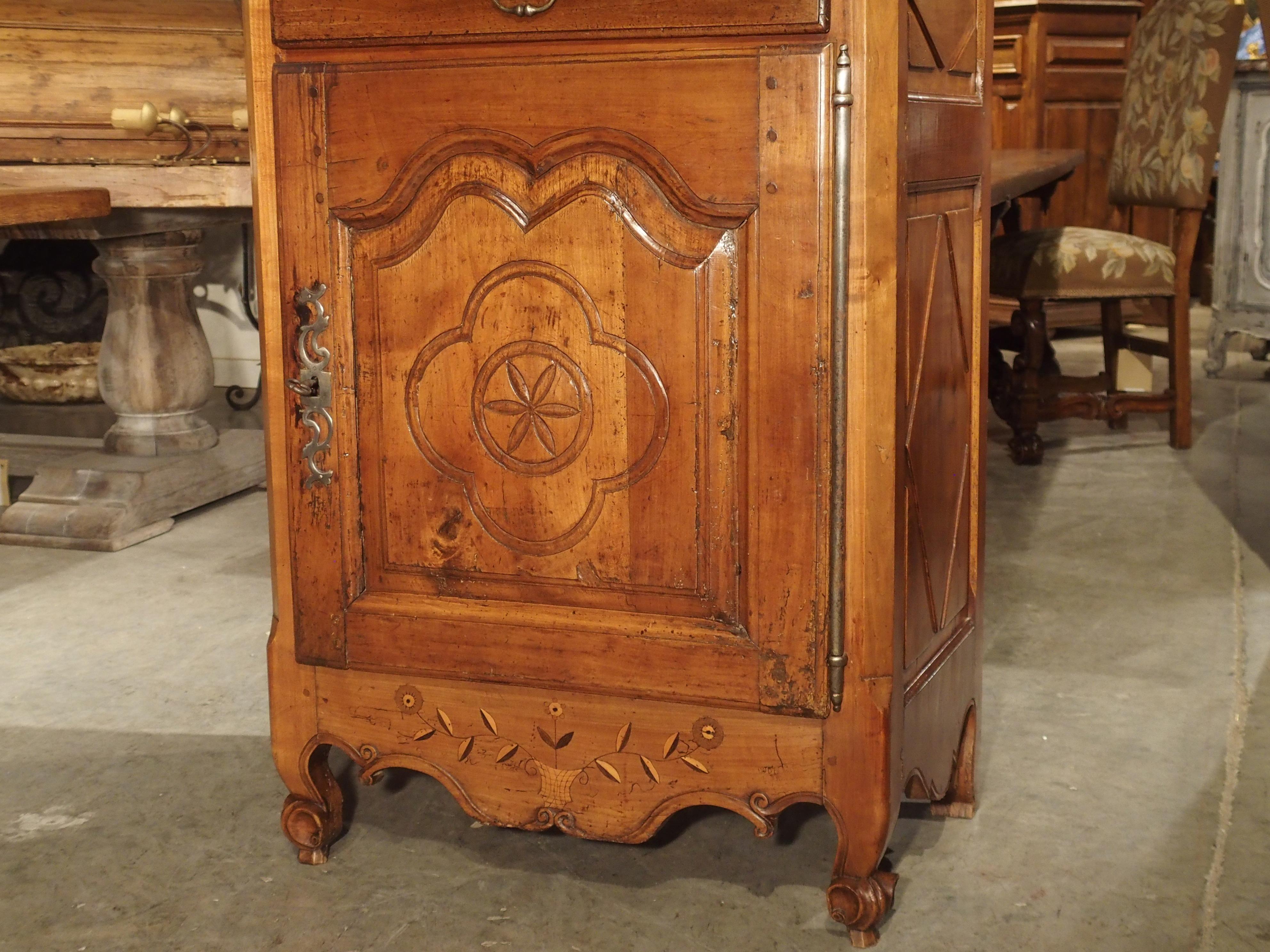 Antique French Homme Debout Cabinet in Carved Cherrywood, 19th Century 12