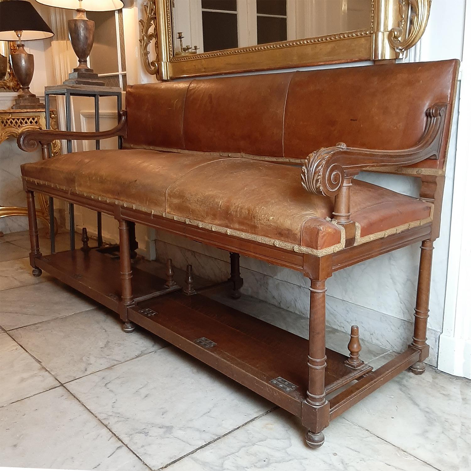 Antique French Hotel Entrance Sofa Or Gentlemen S Shoe Shine Bench
