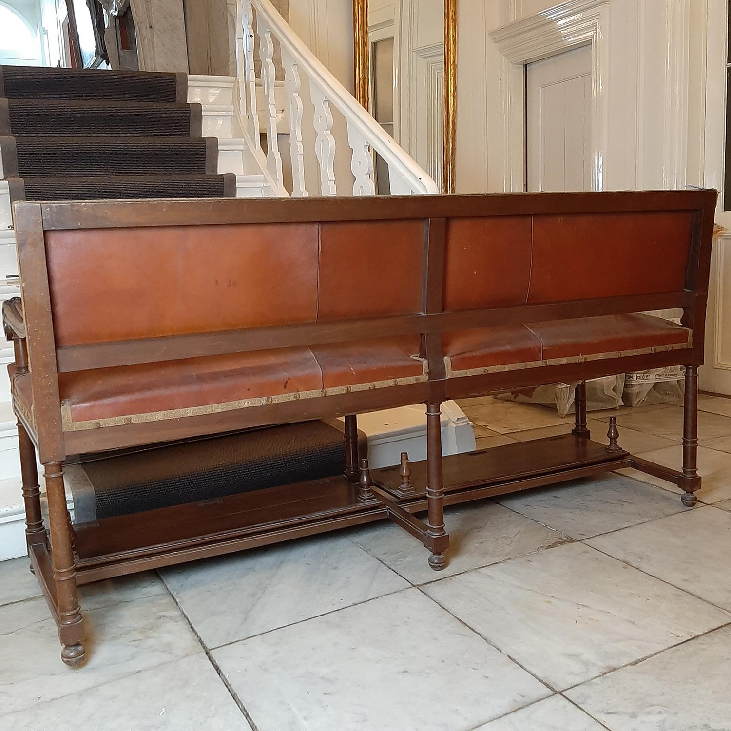 vintage shoe shine bench