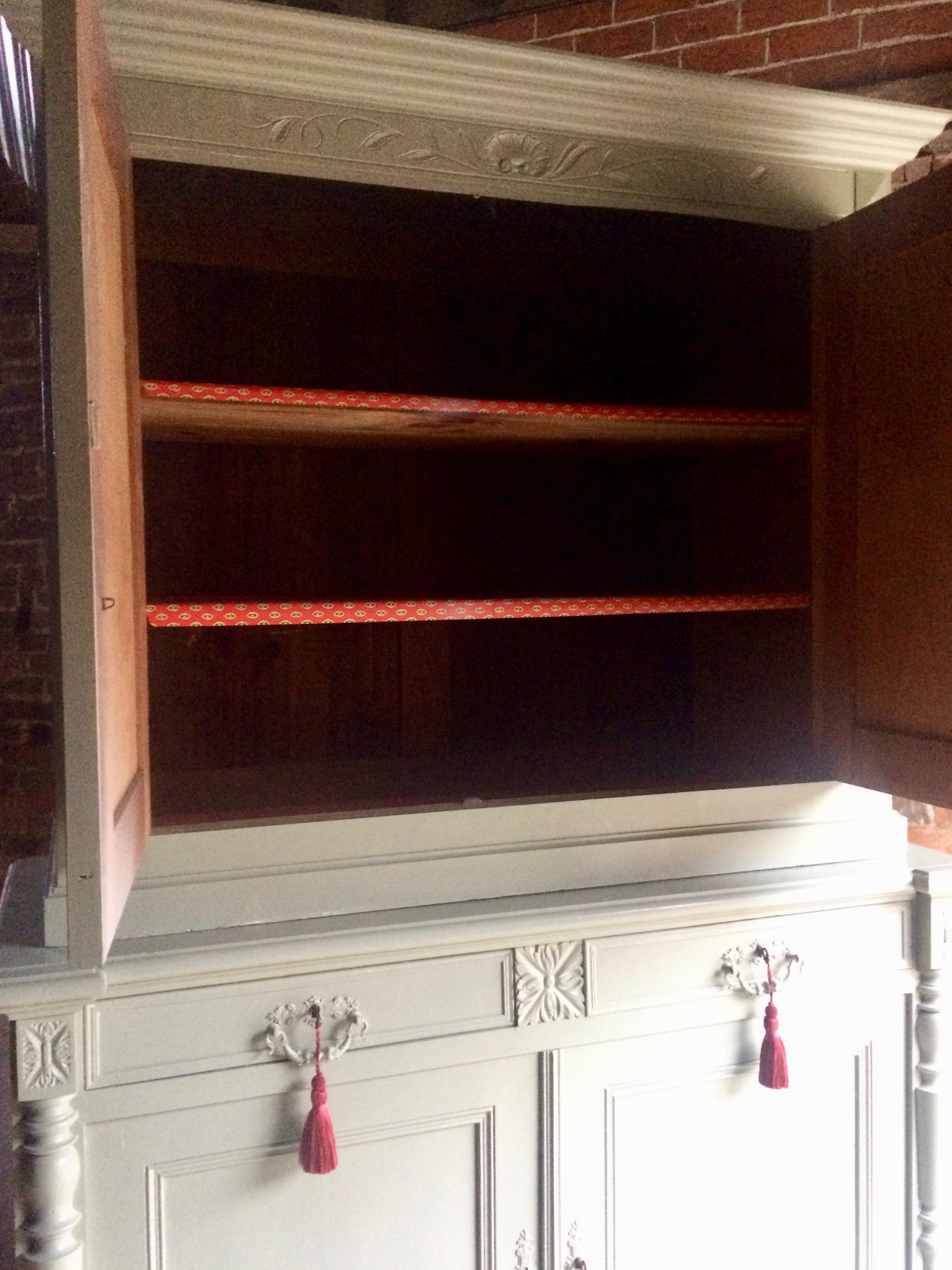 Antique French Housekeepers Cupboard Buffet Linen Press Victorian 19th Century In Good Condition In Longdon, Tewkesbury