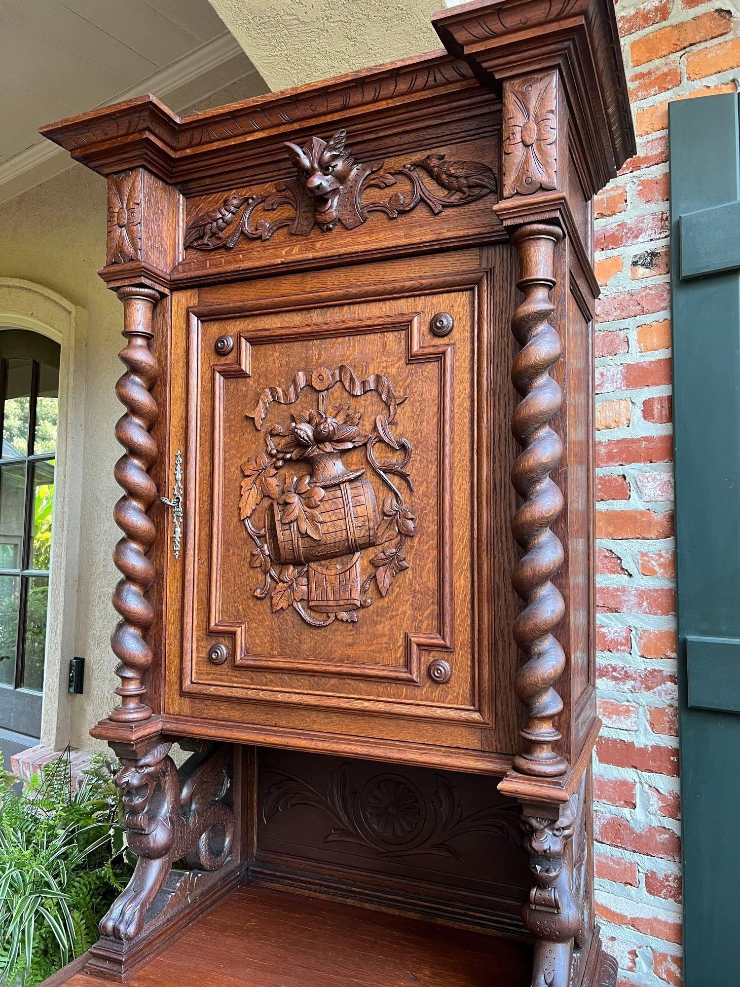 Antique French Hunt Cabinet Bookcase Barley Twist Black Forest Carved Baroque In Good Condition For Sale In Shreveport, LA