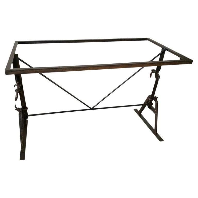 20ième siècle Table ou bureau de salle à manger industrielle française ancienne en vente