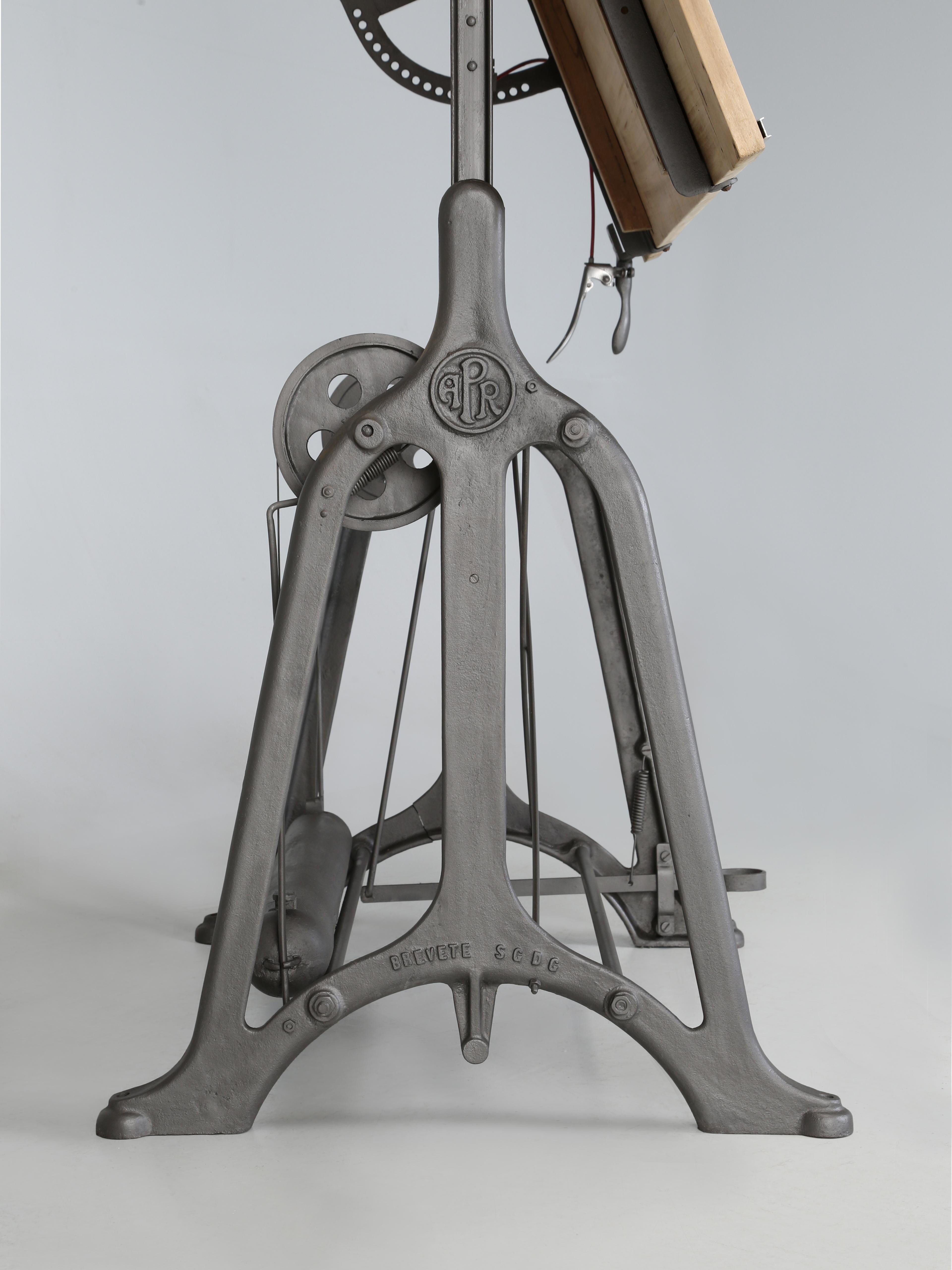 Antique French Industrial Mechanical Architect's Drafting Table in Cast Iron 9