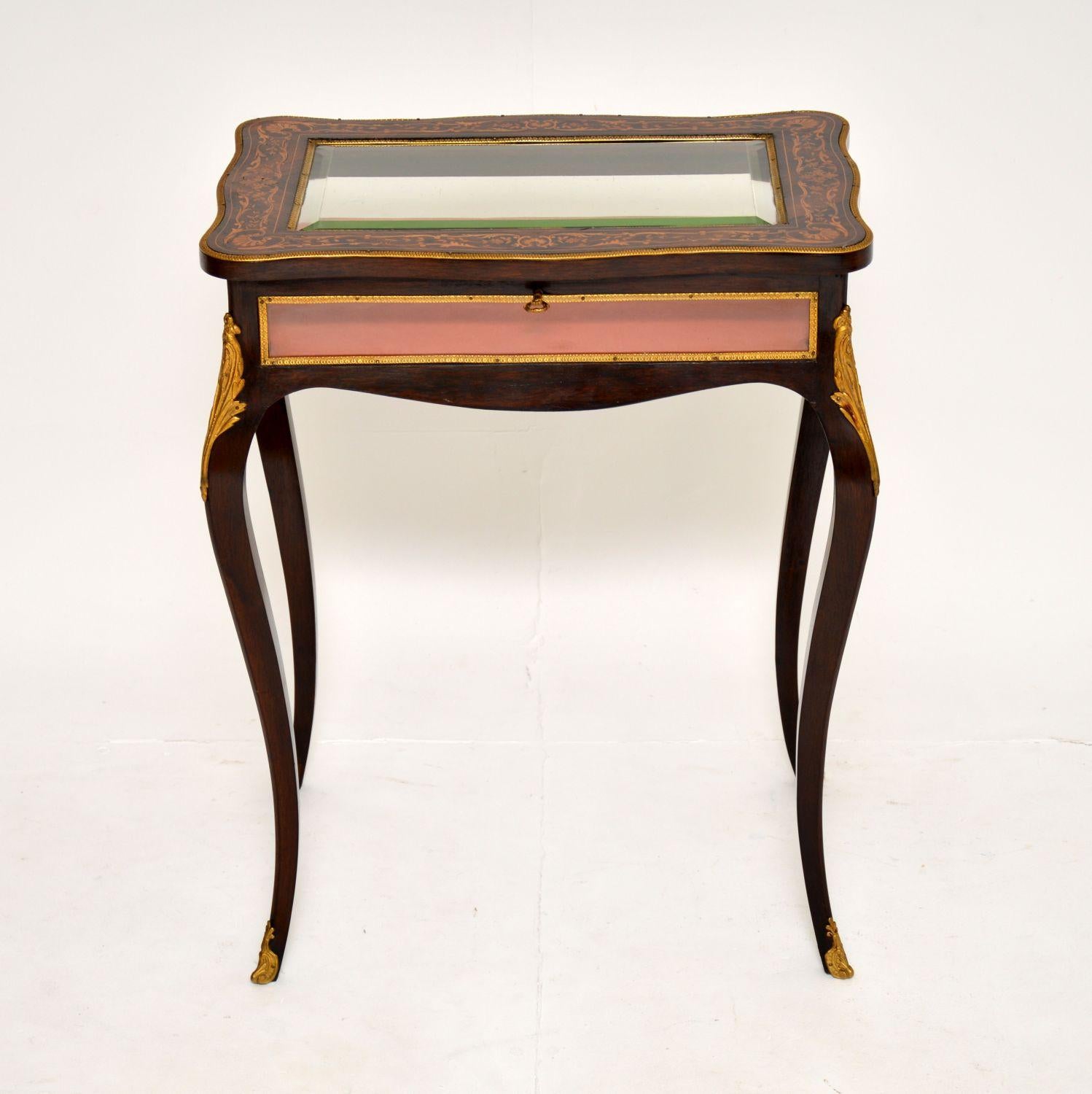 antique display table