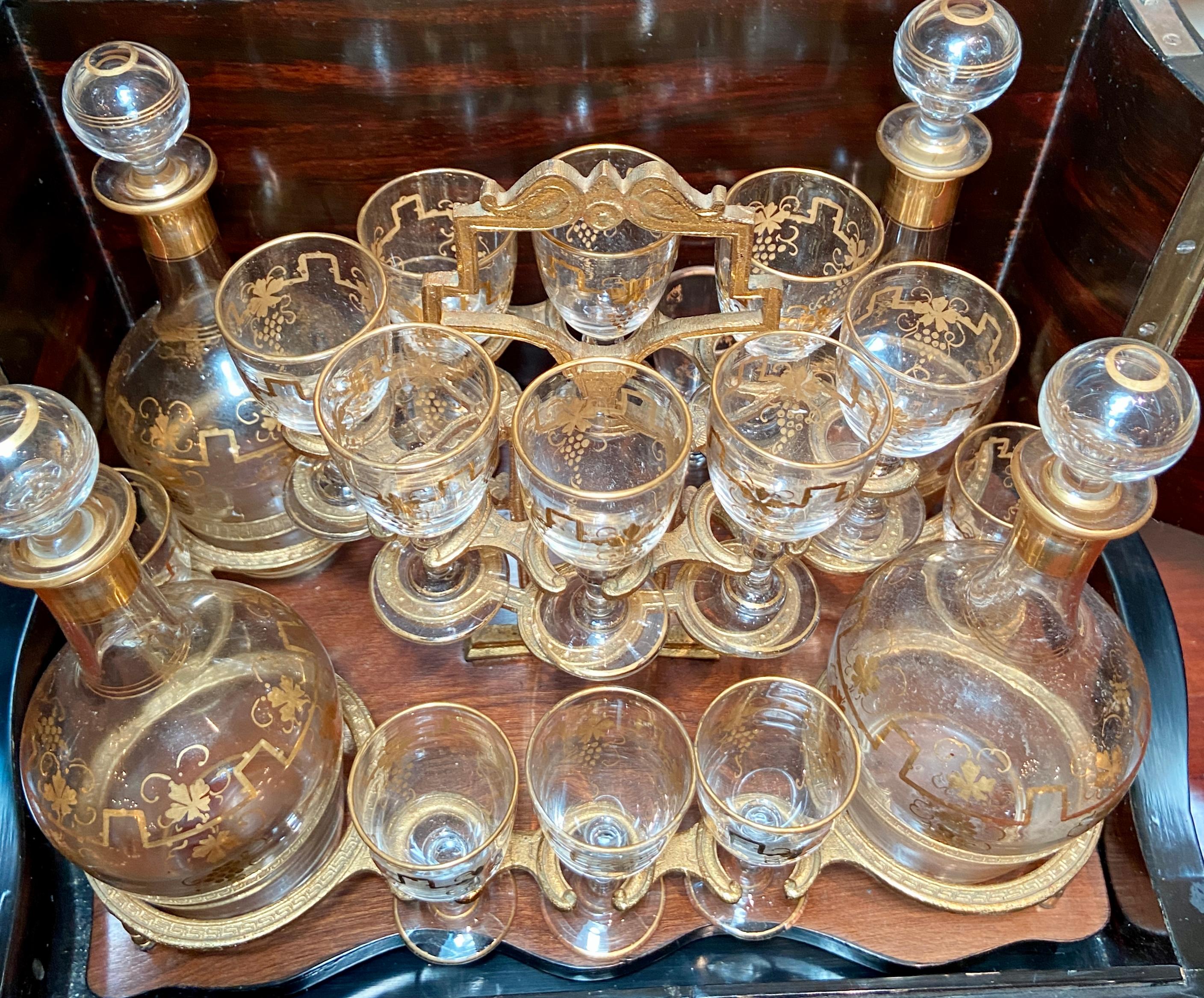 Antique French Inlaid Brass, Tortoise, and Mother of Pearl Cave À Liqueur For Sale 3