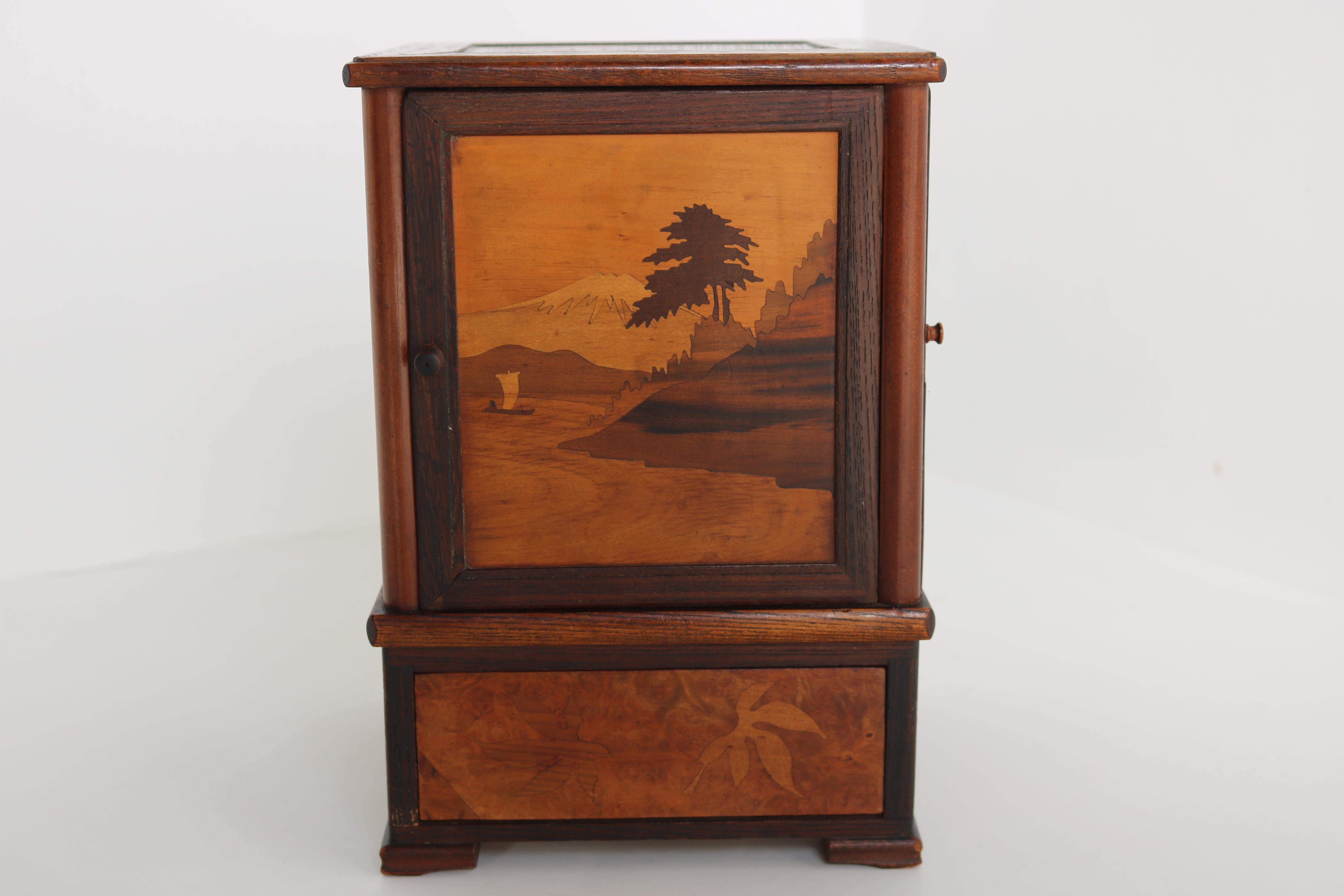 Antique French Inlaid Marquetry Cigar Box 1900 Cigarette Cabinet Desk Decoration For Sale 6