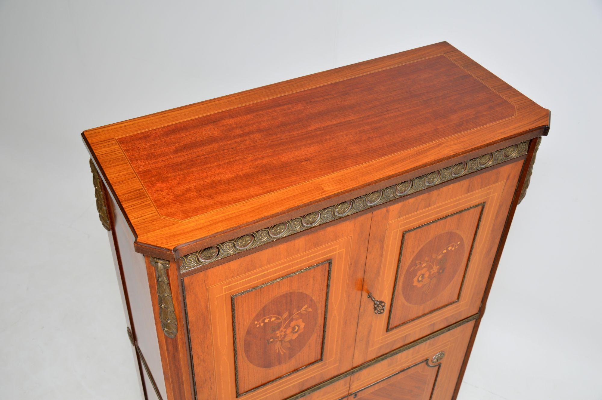 Antique French Inlaid Drinks Cabinet In Good Condition For Sale In London, GB