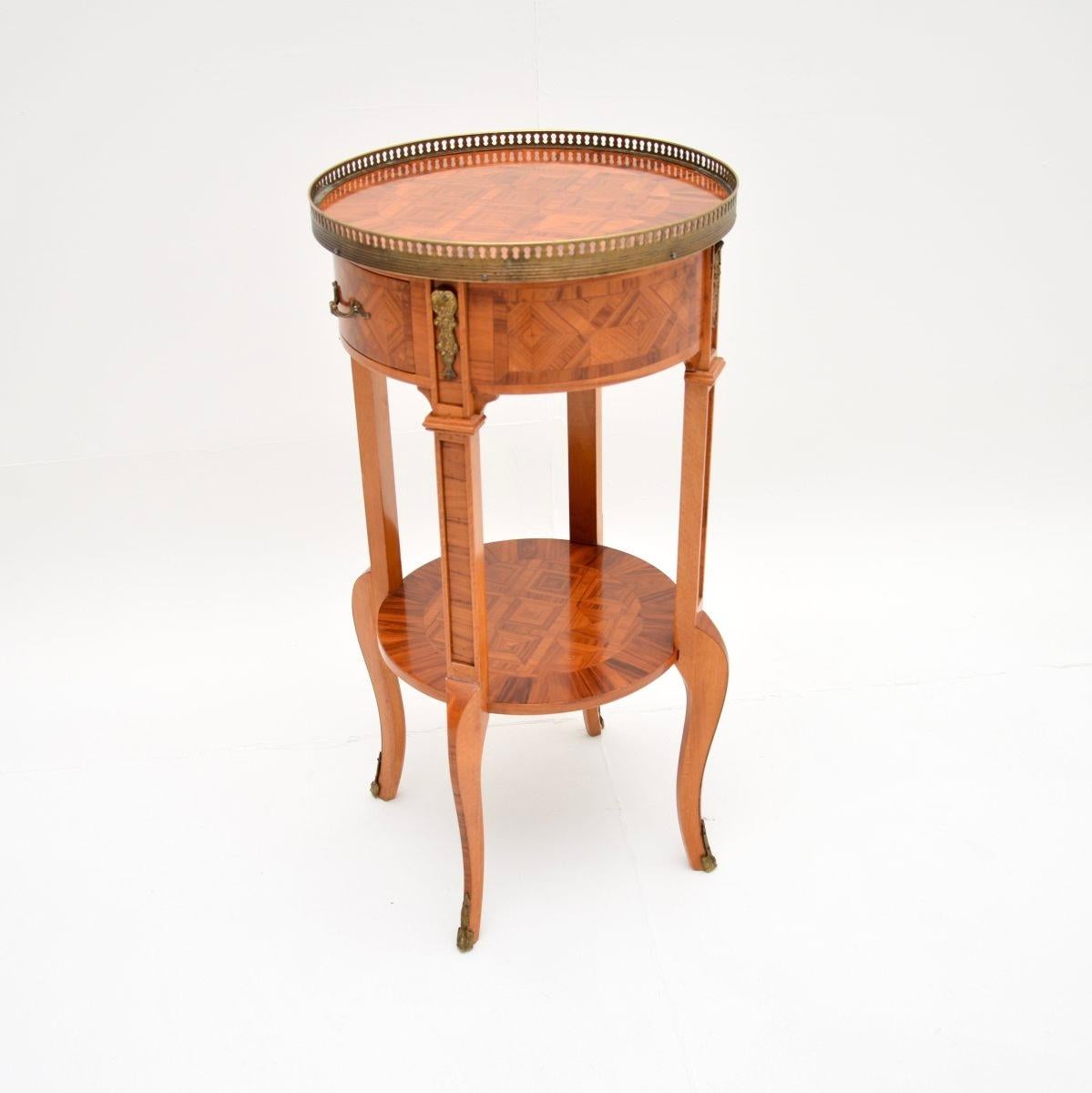 Antique French Inlaid Walnut Side Table In Good Condition For Sale In London, GB