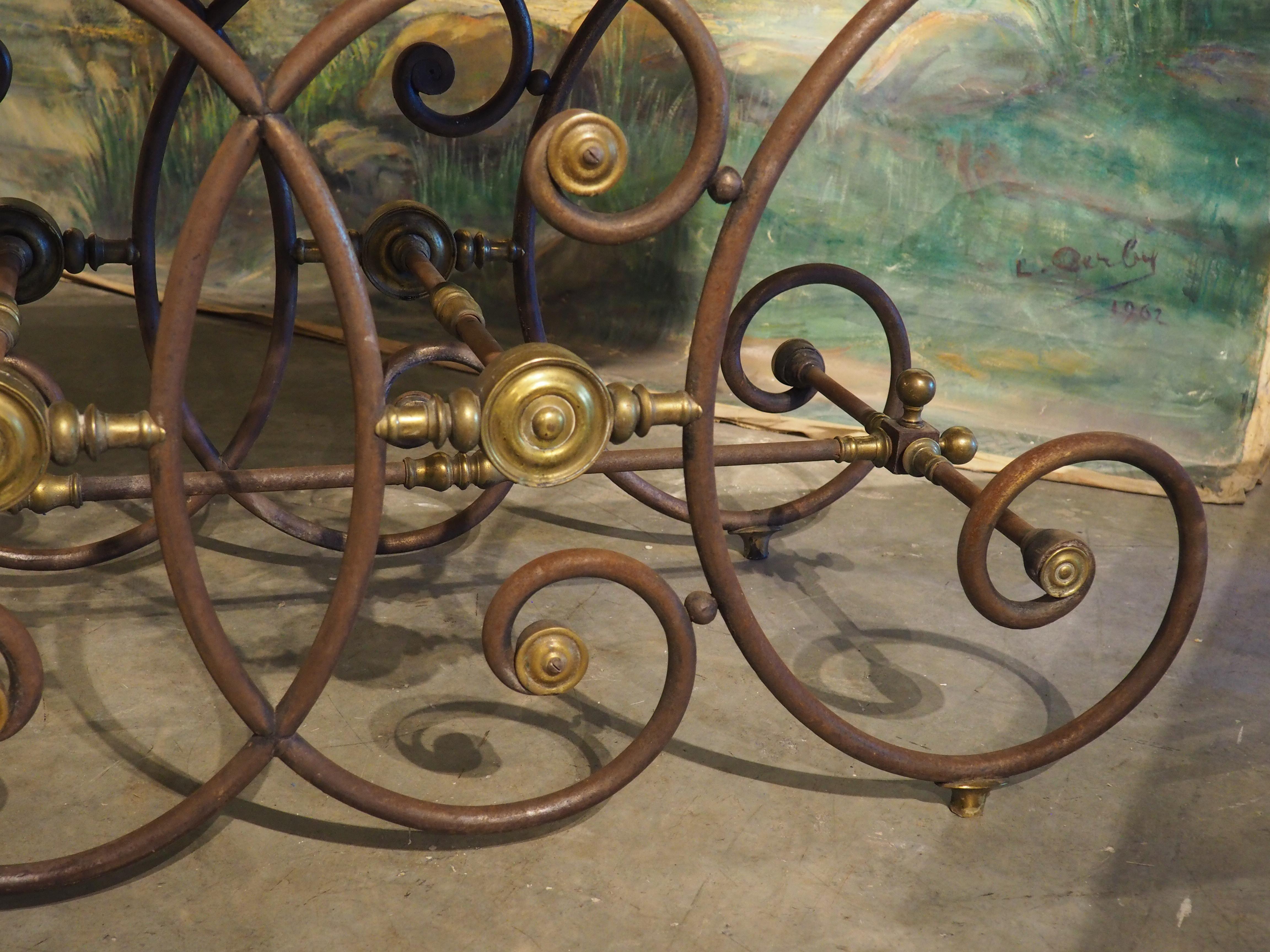 Antique French Table de Boucher oder Gebäcktisch aus Eisen, Messing und Marmor, um 1890 im Angebot 7