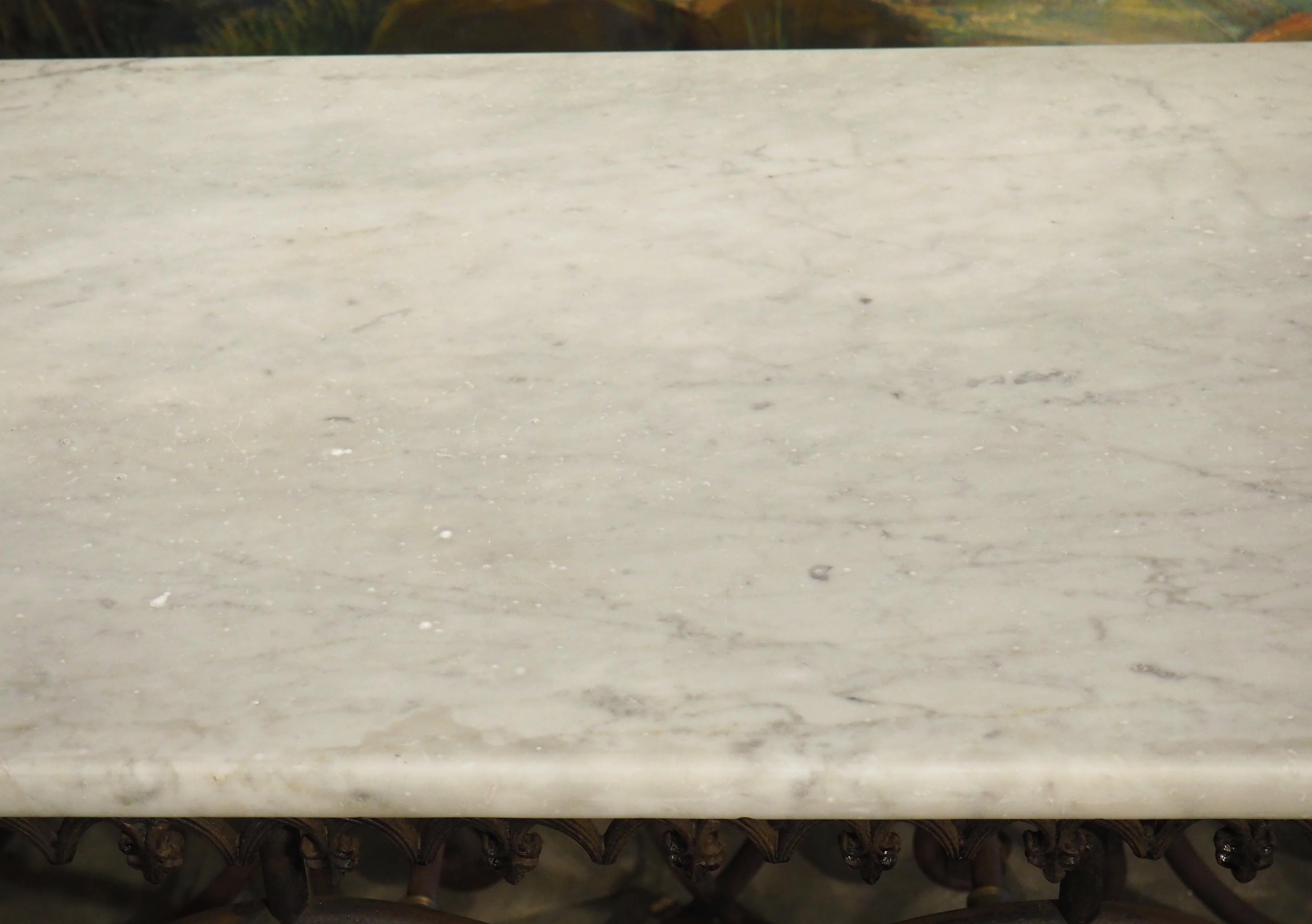 Antique French Table de Boucher oder Gebäcktisch aus Eisen, Messing und Marmor, um 1890 im Angebot 2