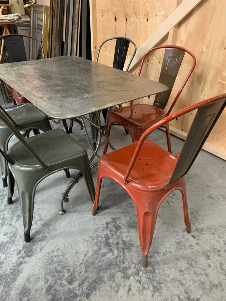 Ancienne table de salle à manger en fer français en vente 11