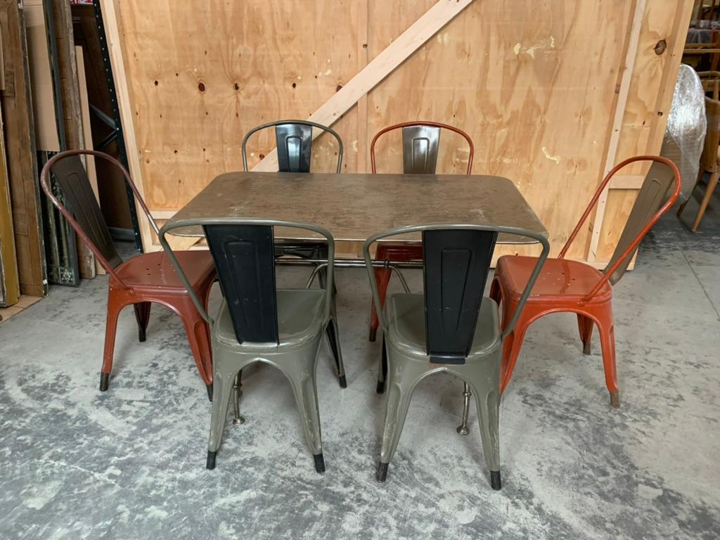 Ancienne table de salle à manger en fer français en vente 12